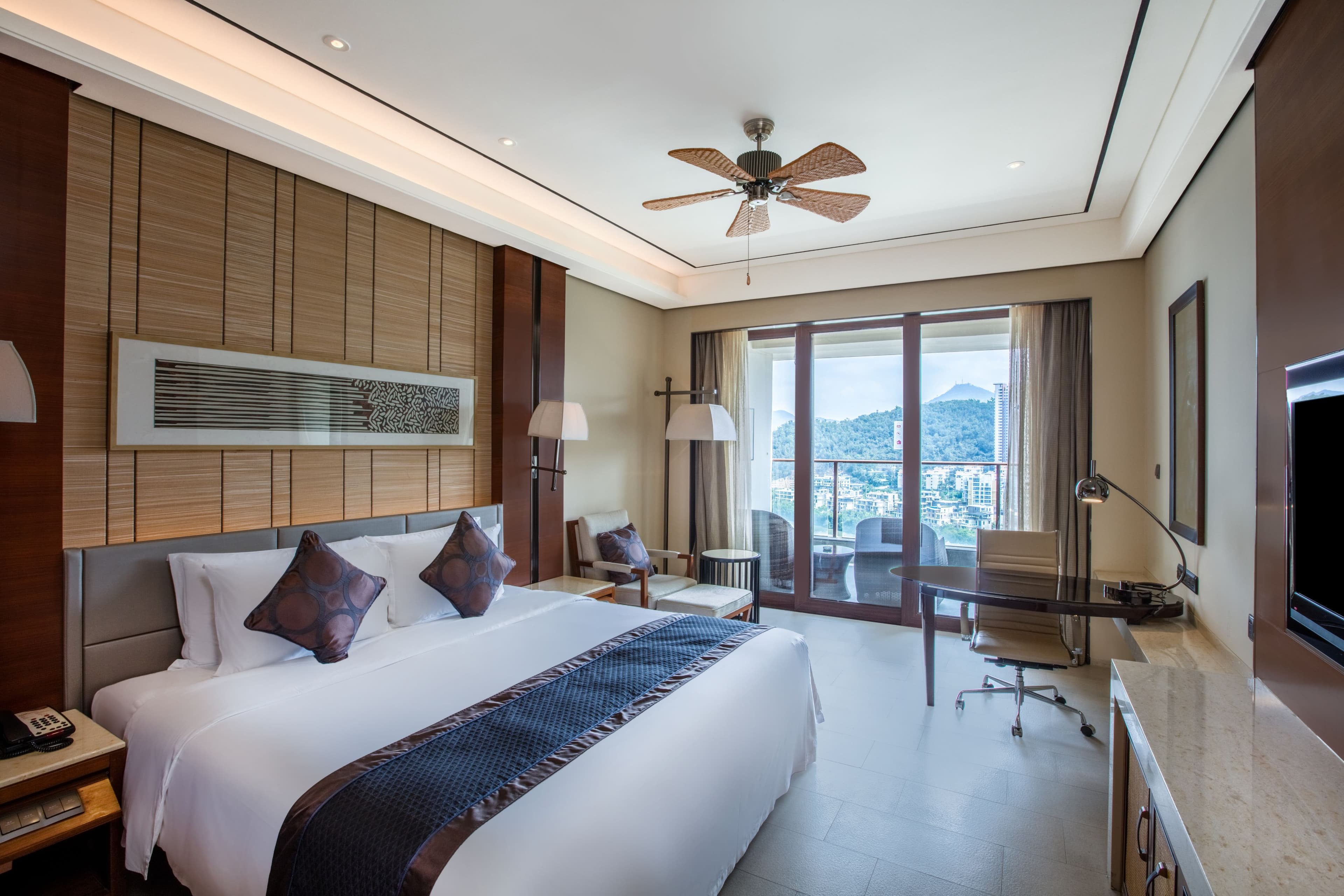 Crowne Plaza Sanya City Center - Image 5