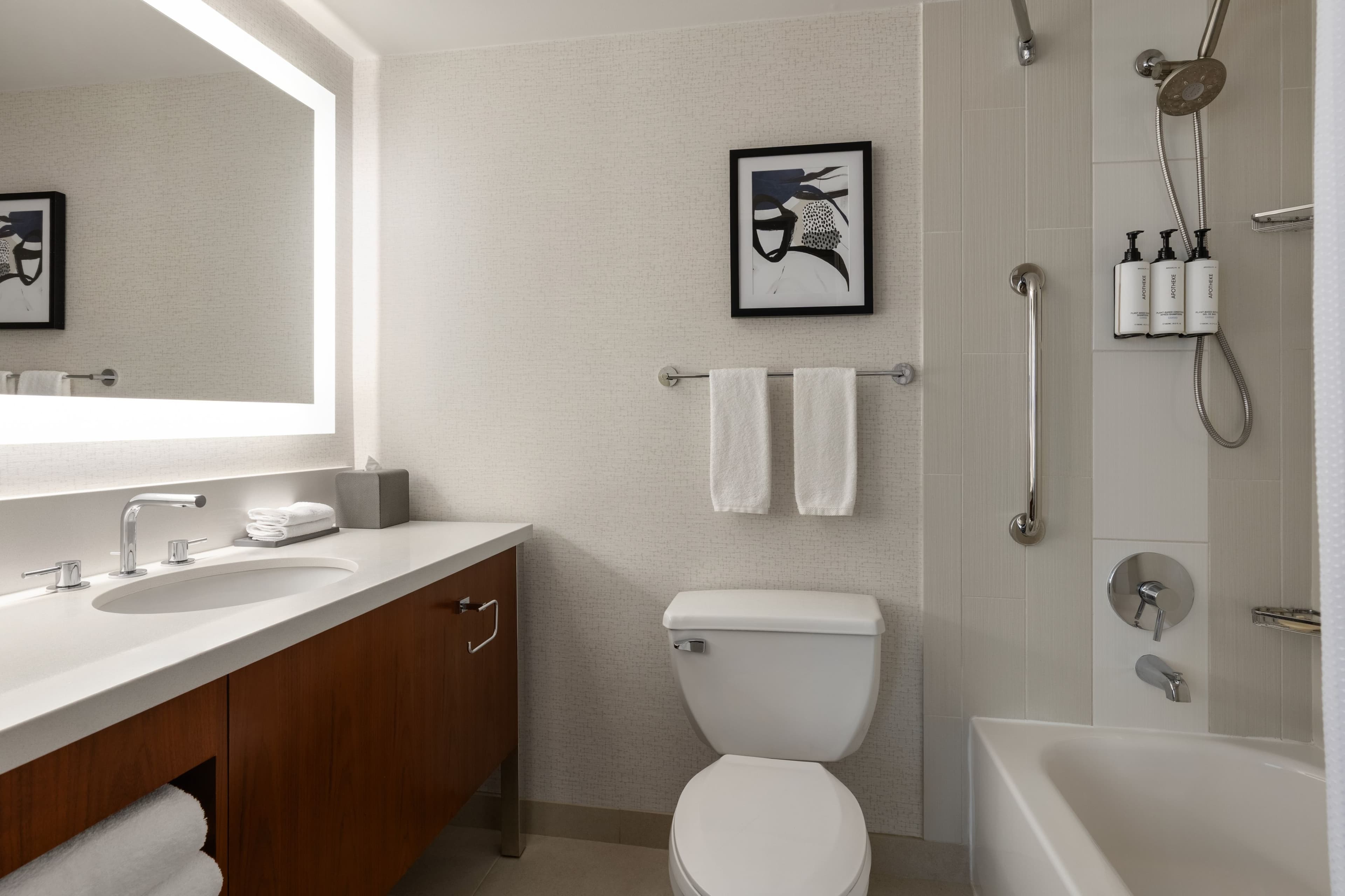 Crowne Plaza Seattle-Downtown - Image 3
