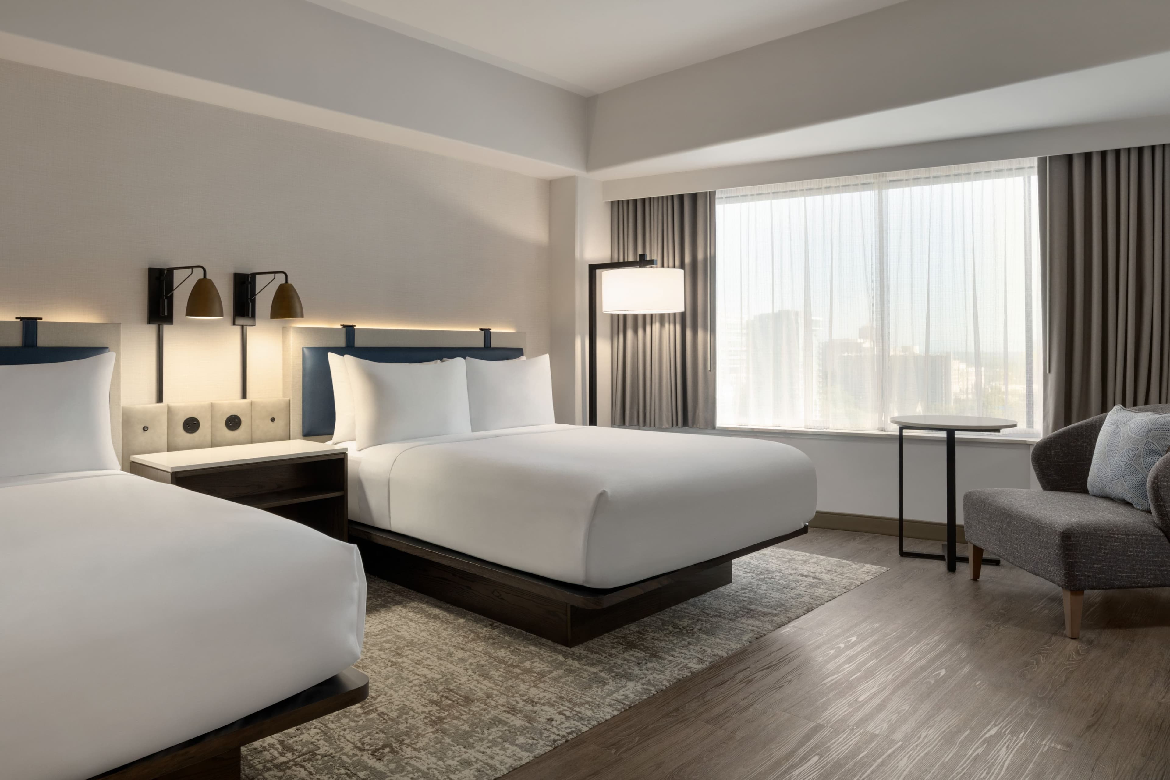 Crowne Plaza Seattle-Downtown - Image 2