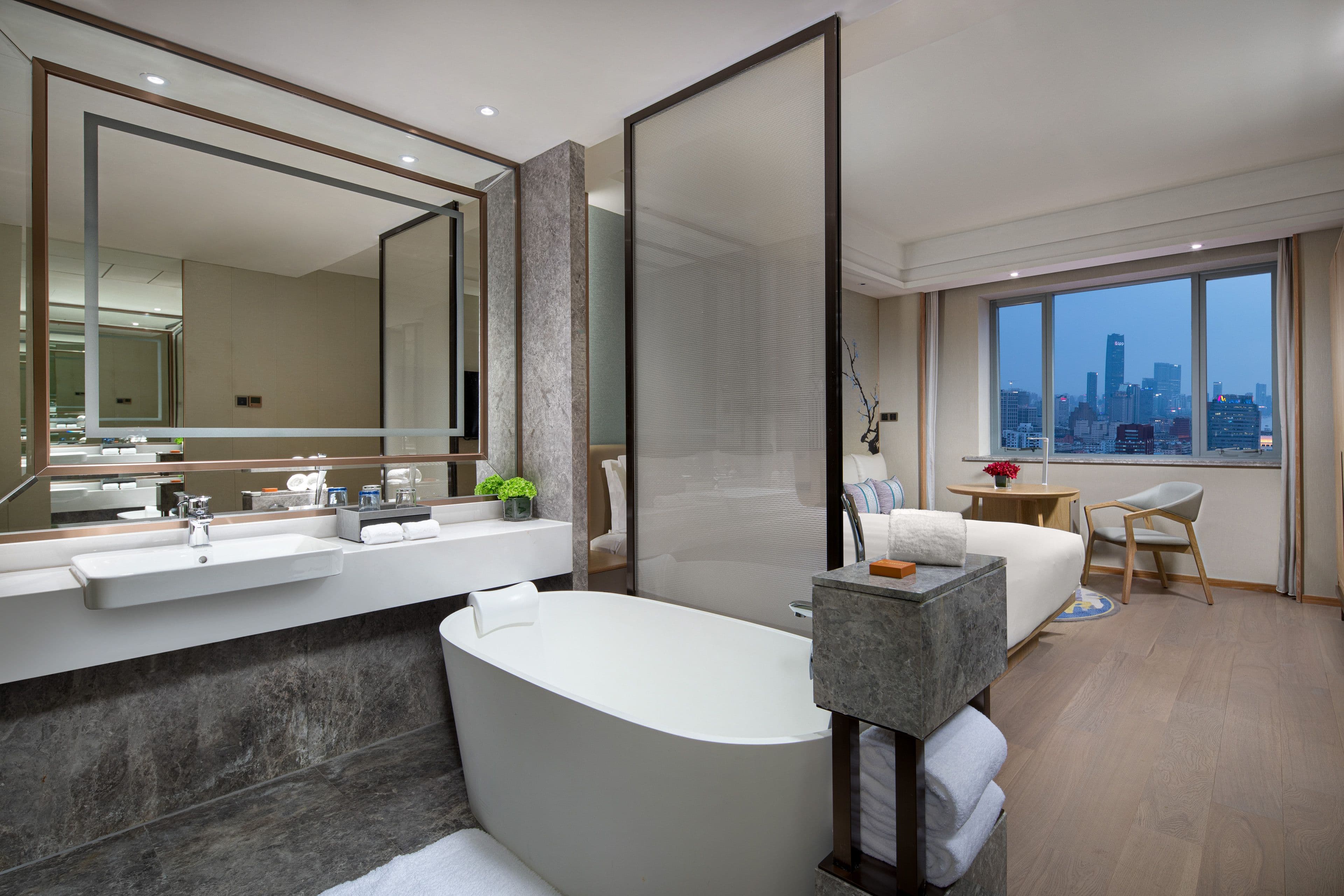 Crowne Plaza Shanghai Nanjing Road — 6
