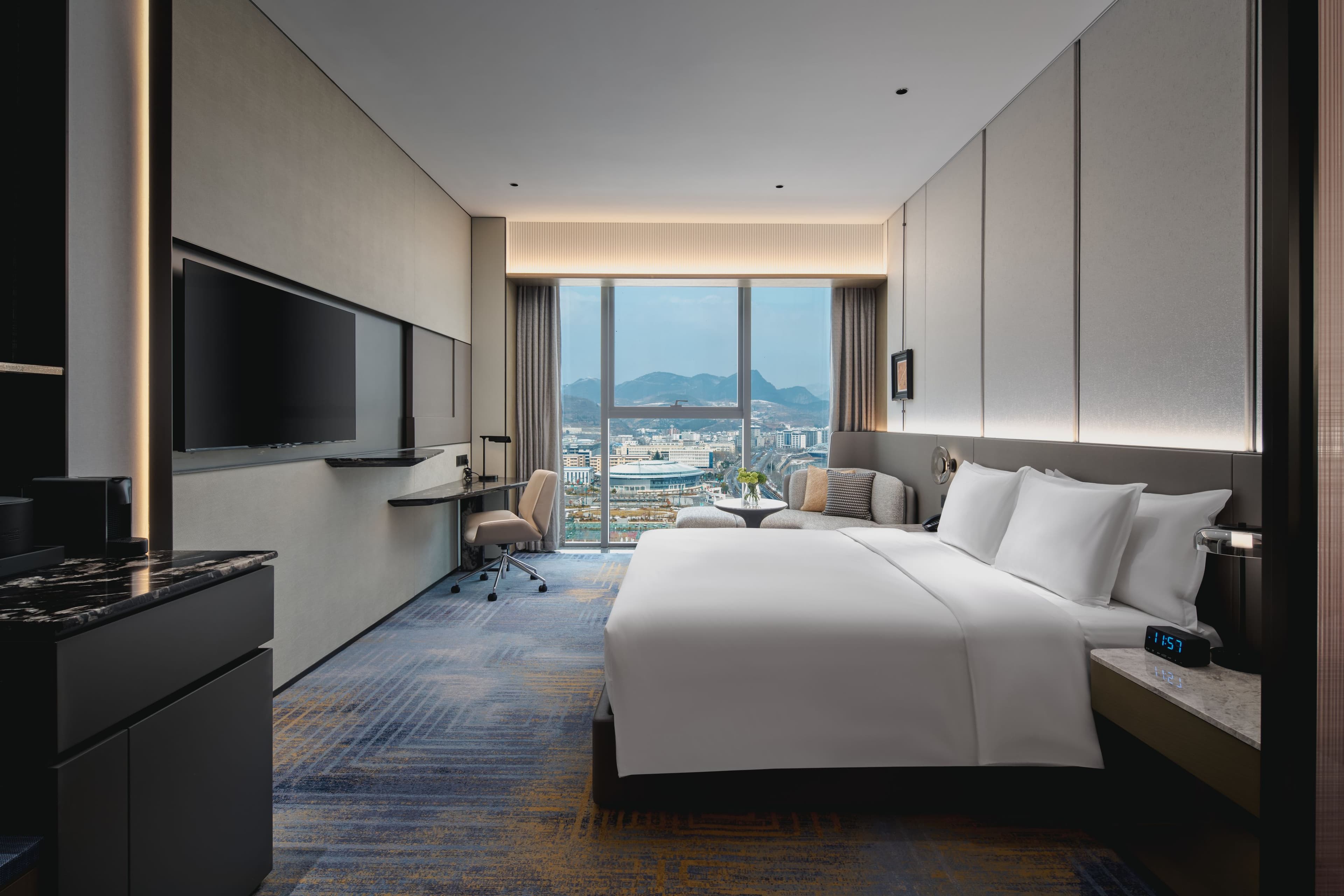 Crowne Plaza Shangluo - Image 5