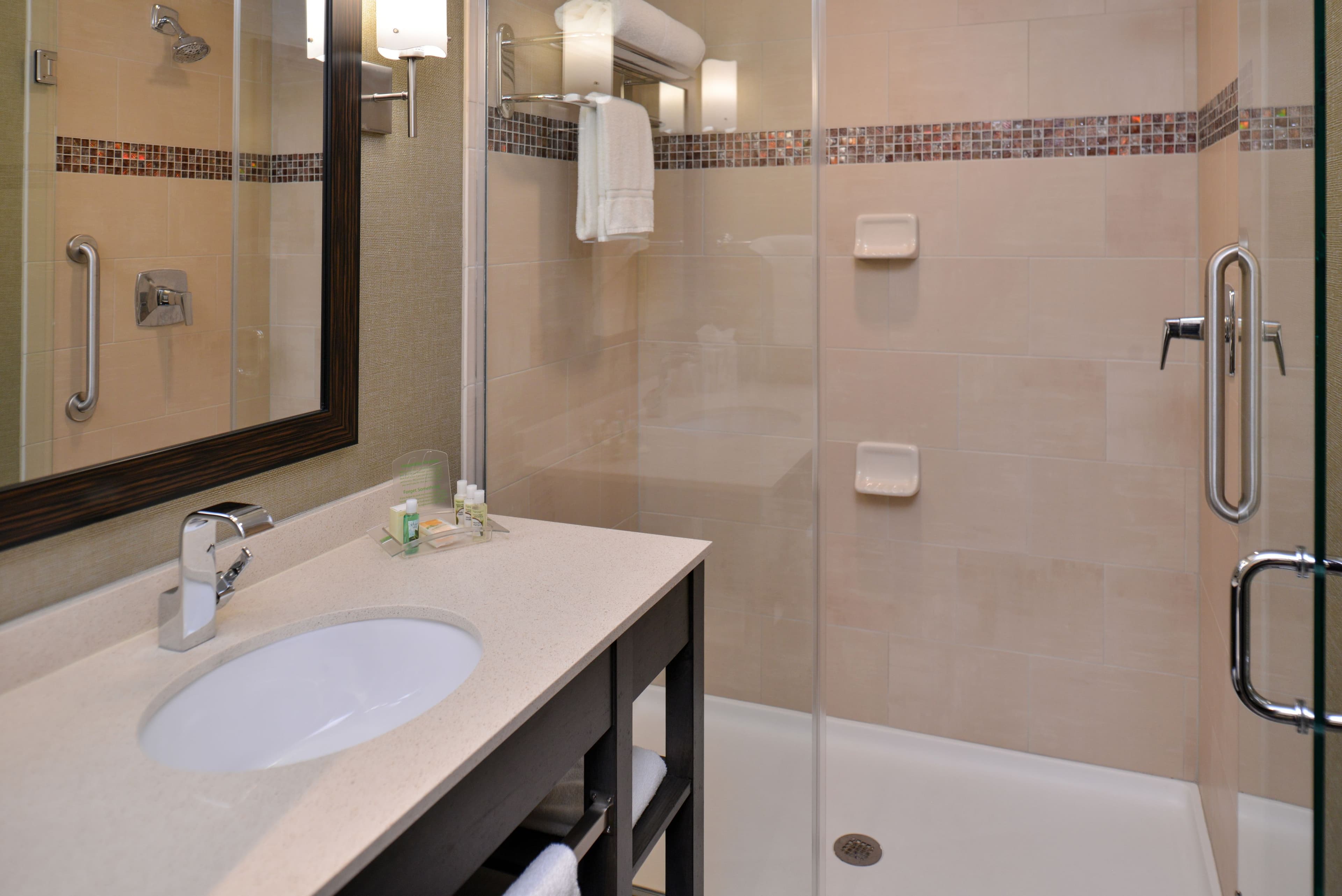Crowne Plaza Shenandoah - Woodlands Area — 7