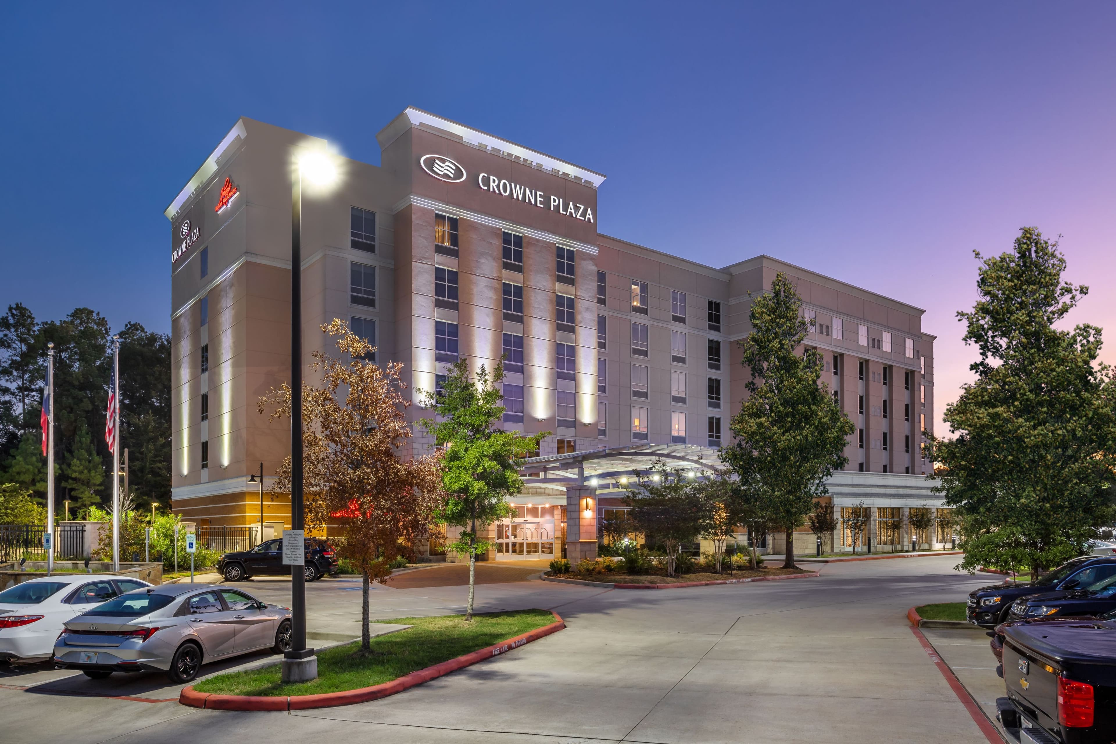 Crowne Plaza Shenandoah - Woodlands Area - Image 1