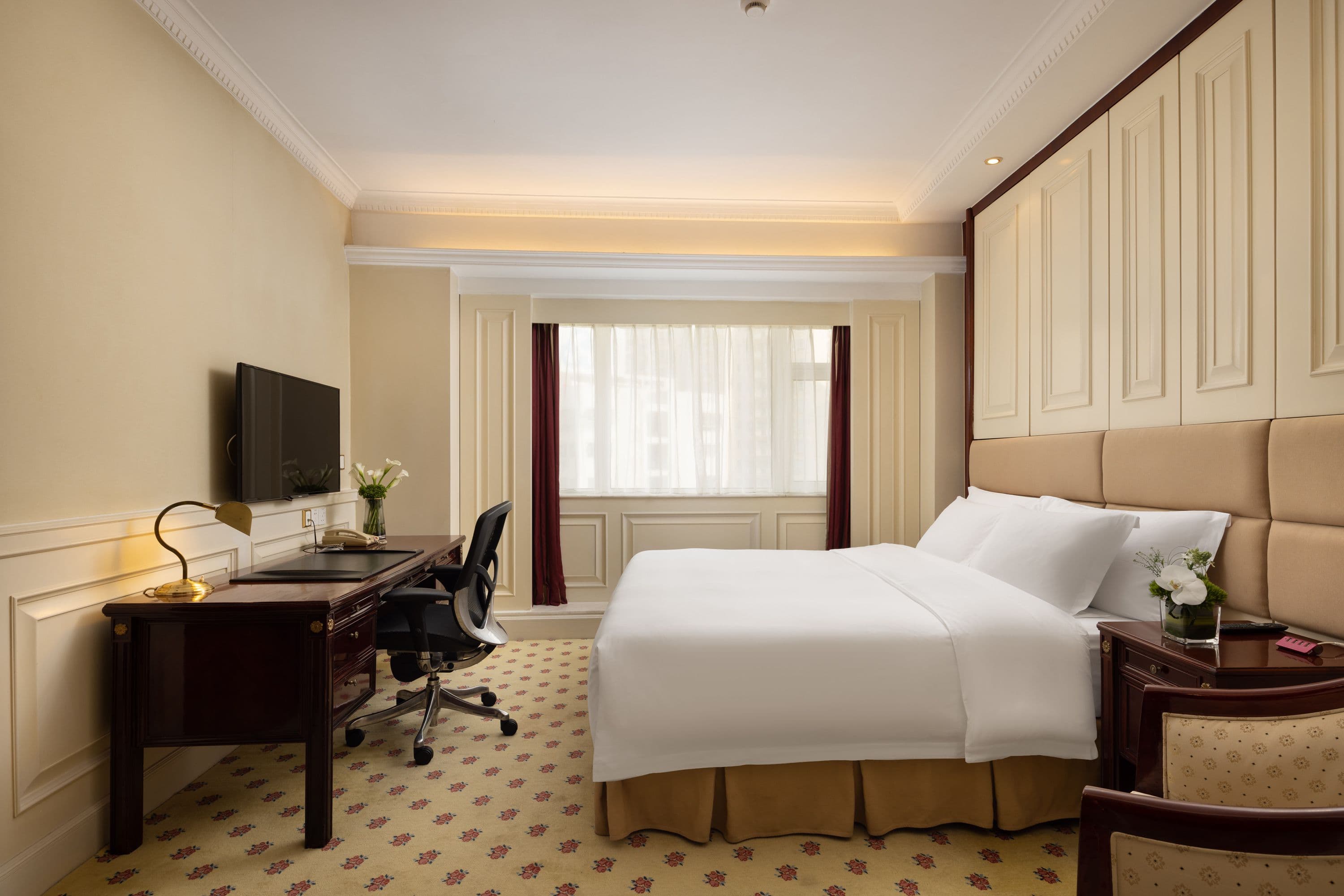 Crowne Plaza Hotel&Suites Landmark Shenzhen - Image 4