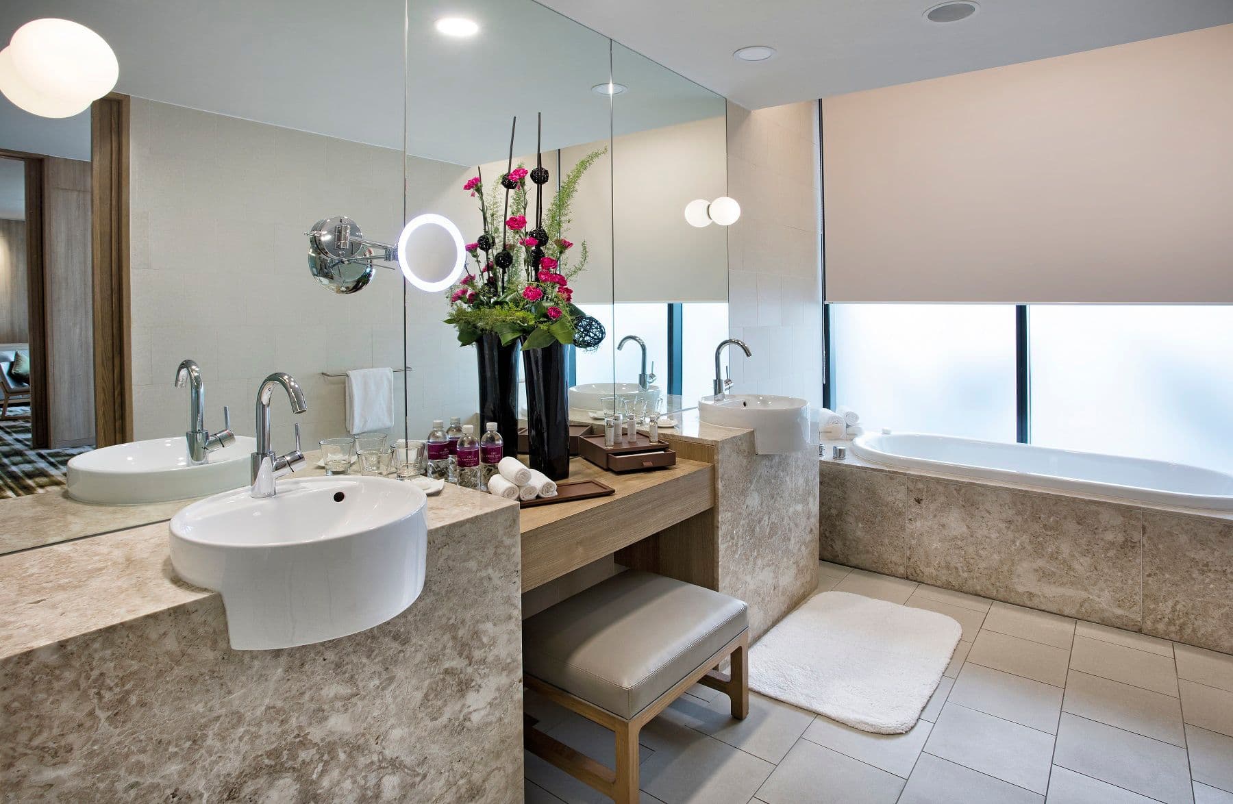 Crowne Plaza Changi Airport — 60