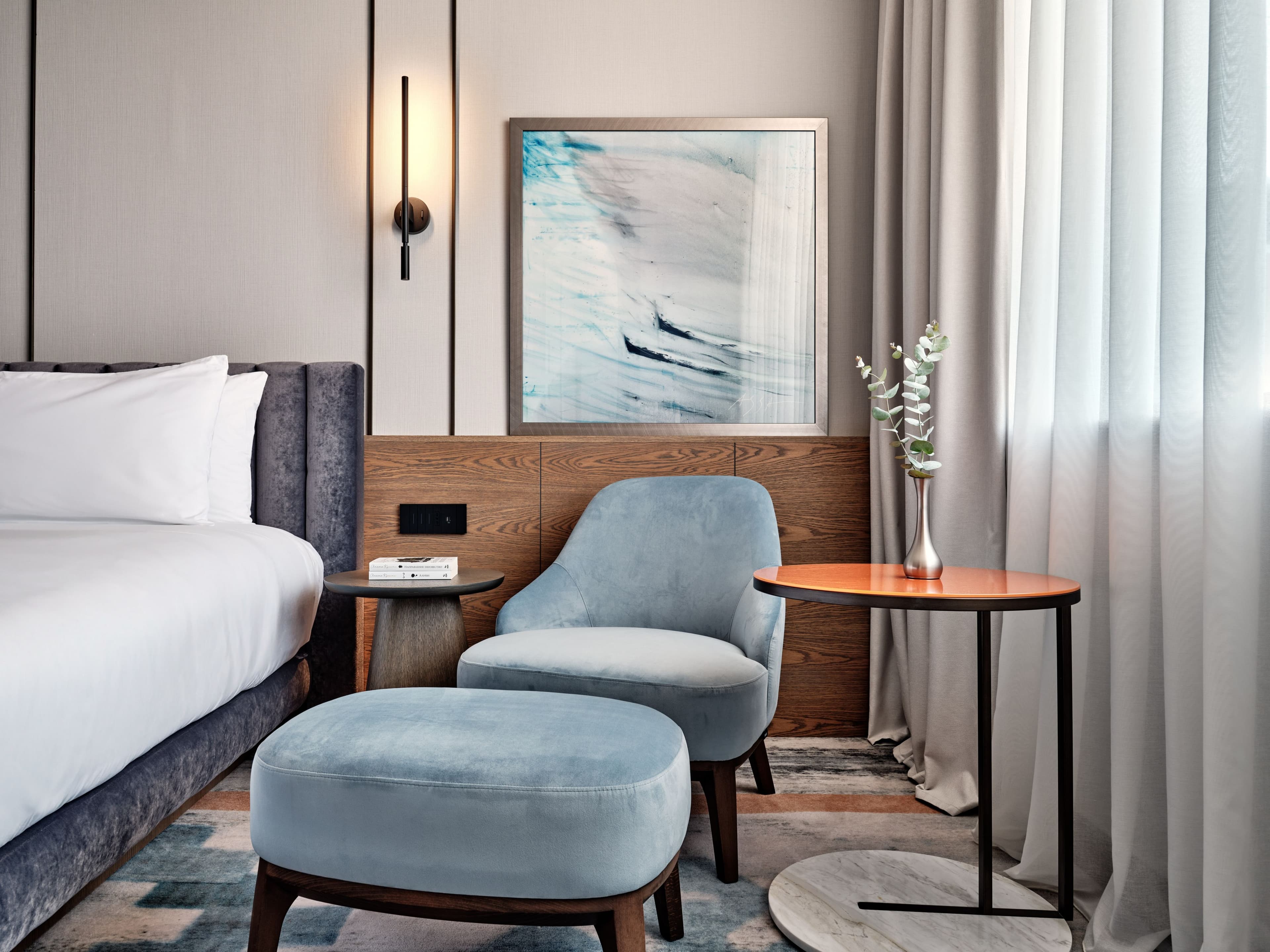 Crowne Plaza Sofia - Image 4