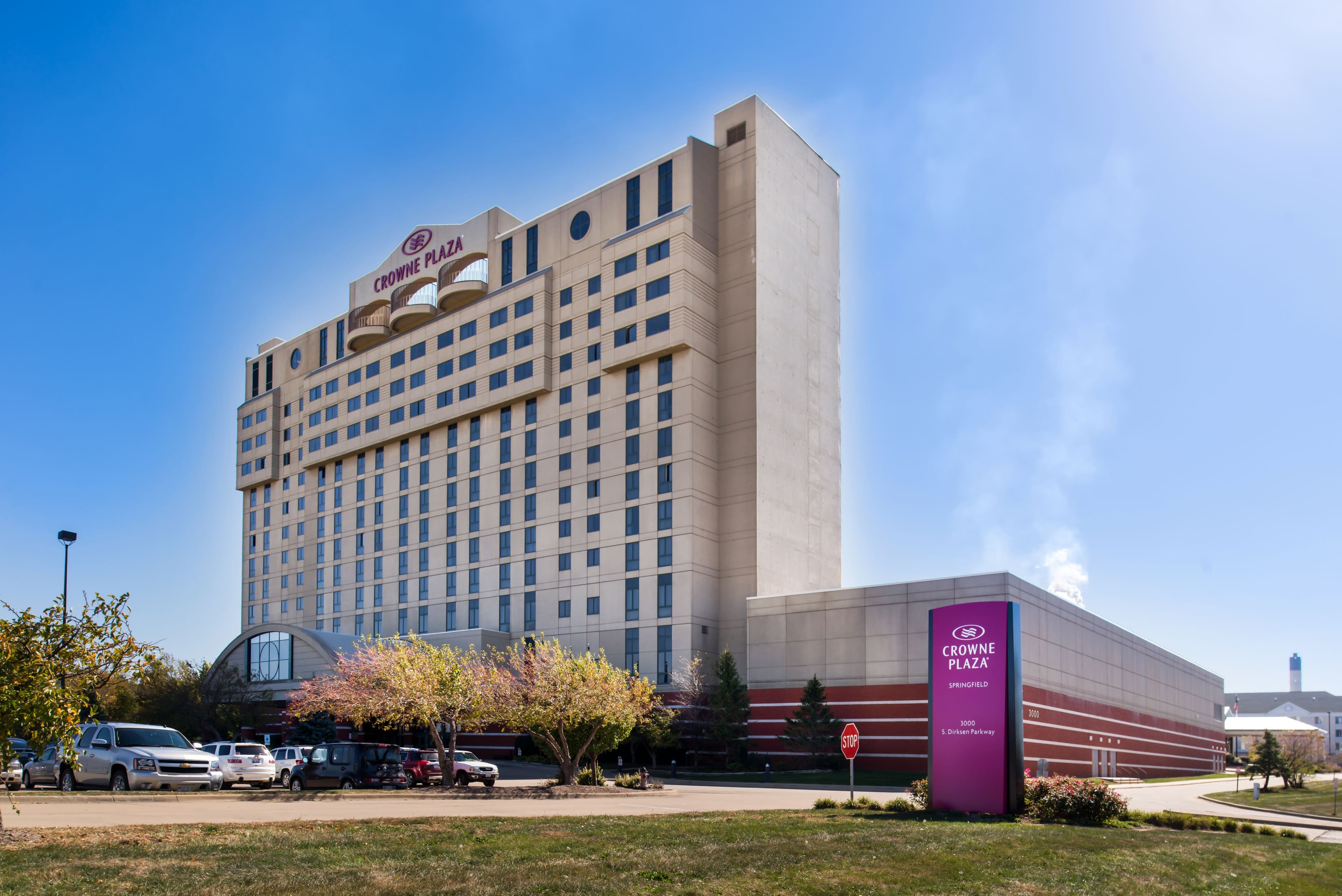 Crowne Plaza Springfield - Convention CTR - Image 1