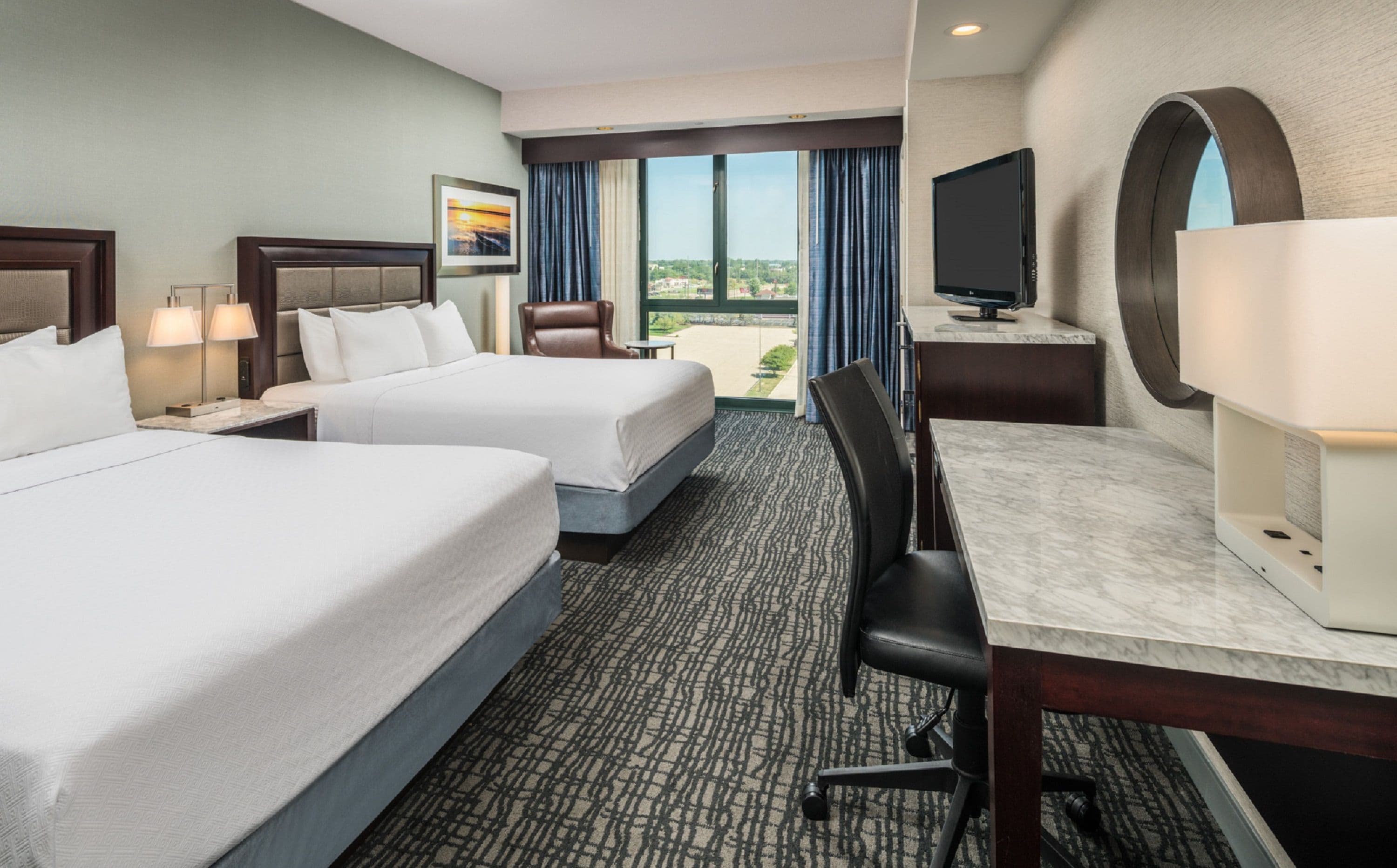 Crowne Plaza Springfield - Convention CTR — 37