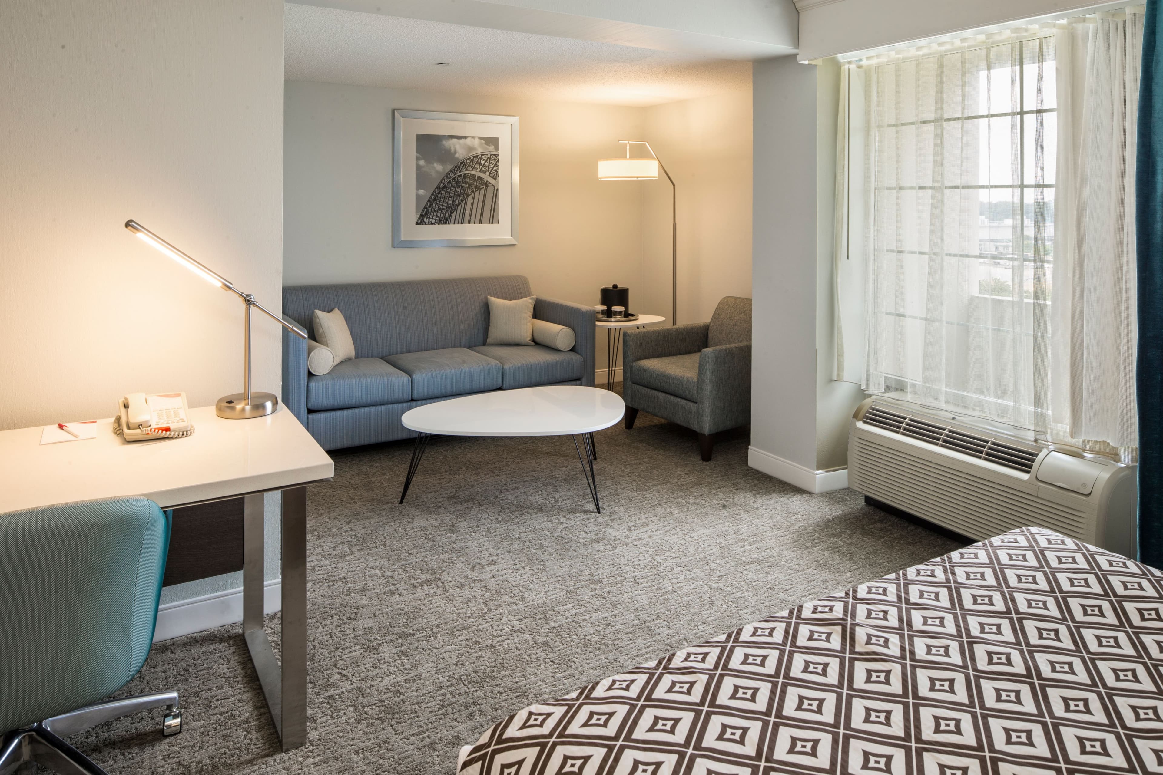 Crowne Plaza Suites Pittsburgh South — 24