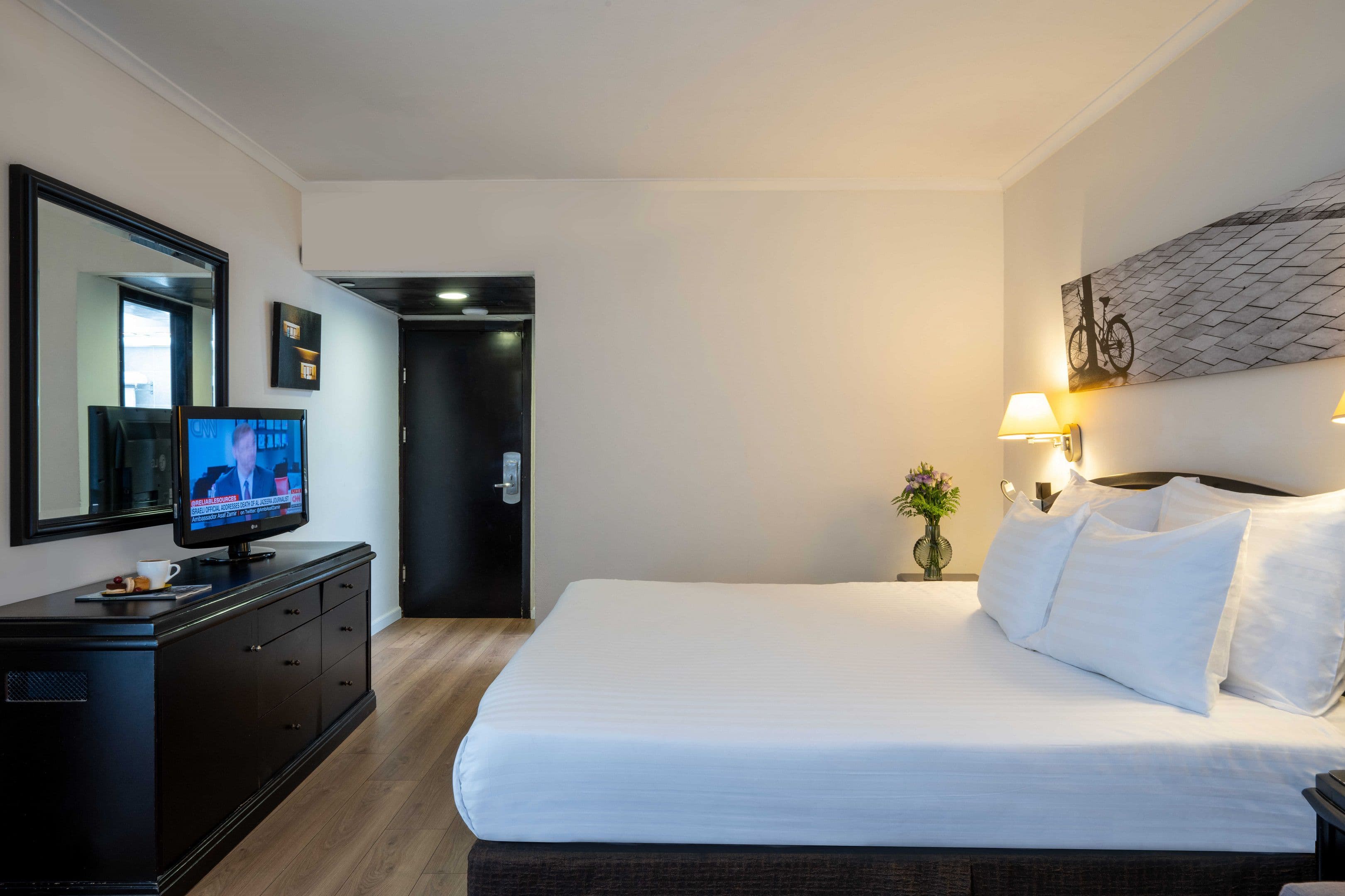 Crowne Plaza Tel Aviv Beach — 5