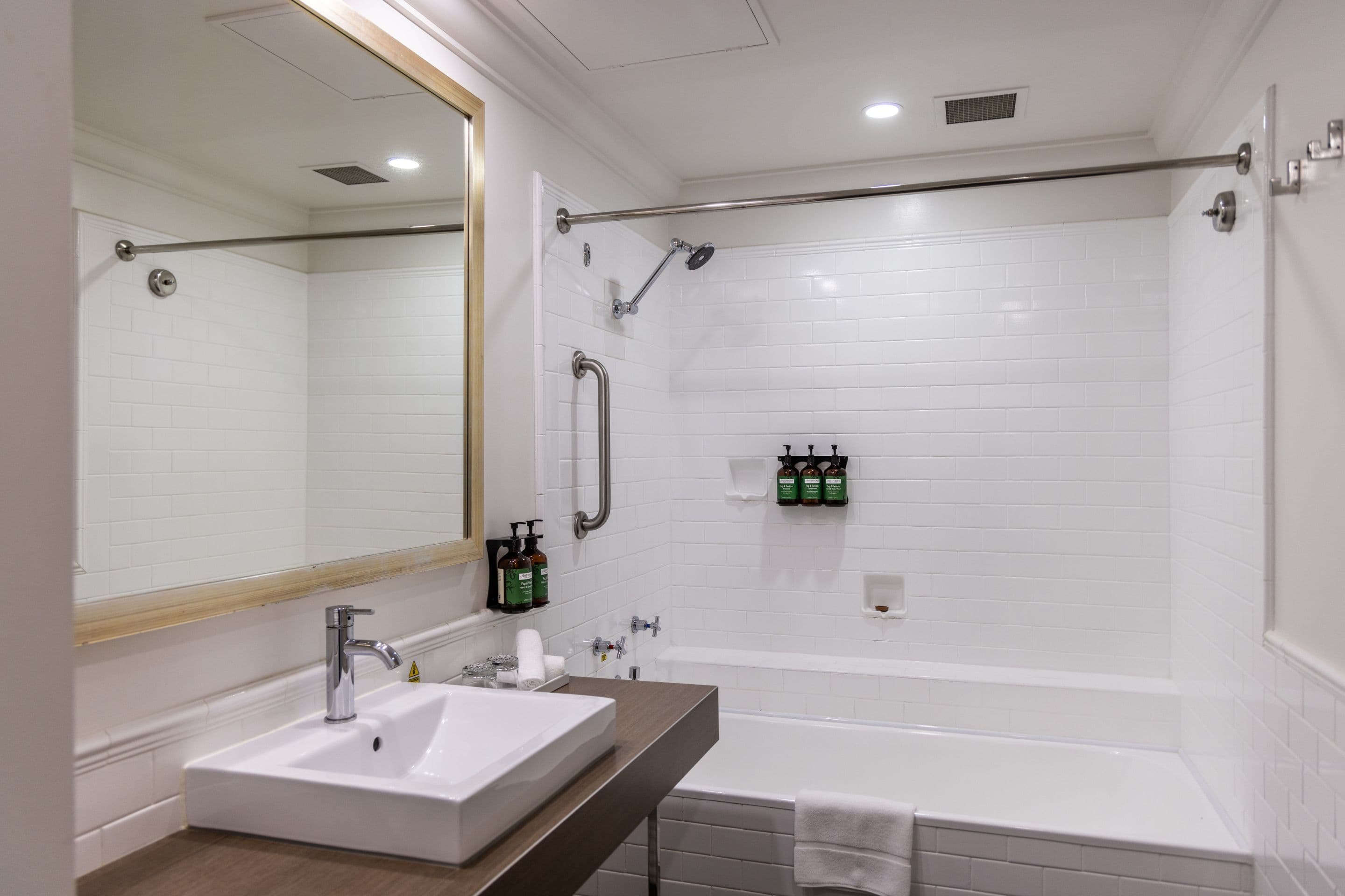 Crowne Plaza Terrigal Pacific - Image 3