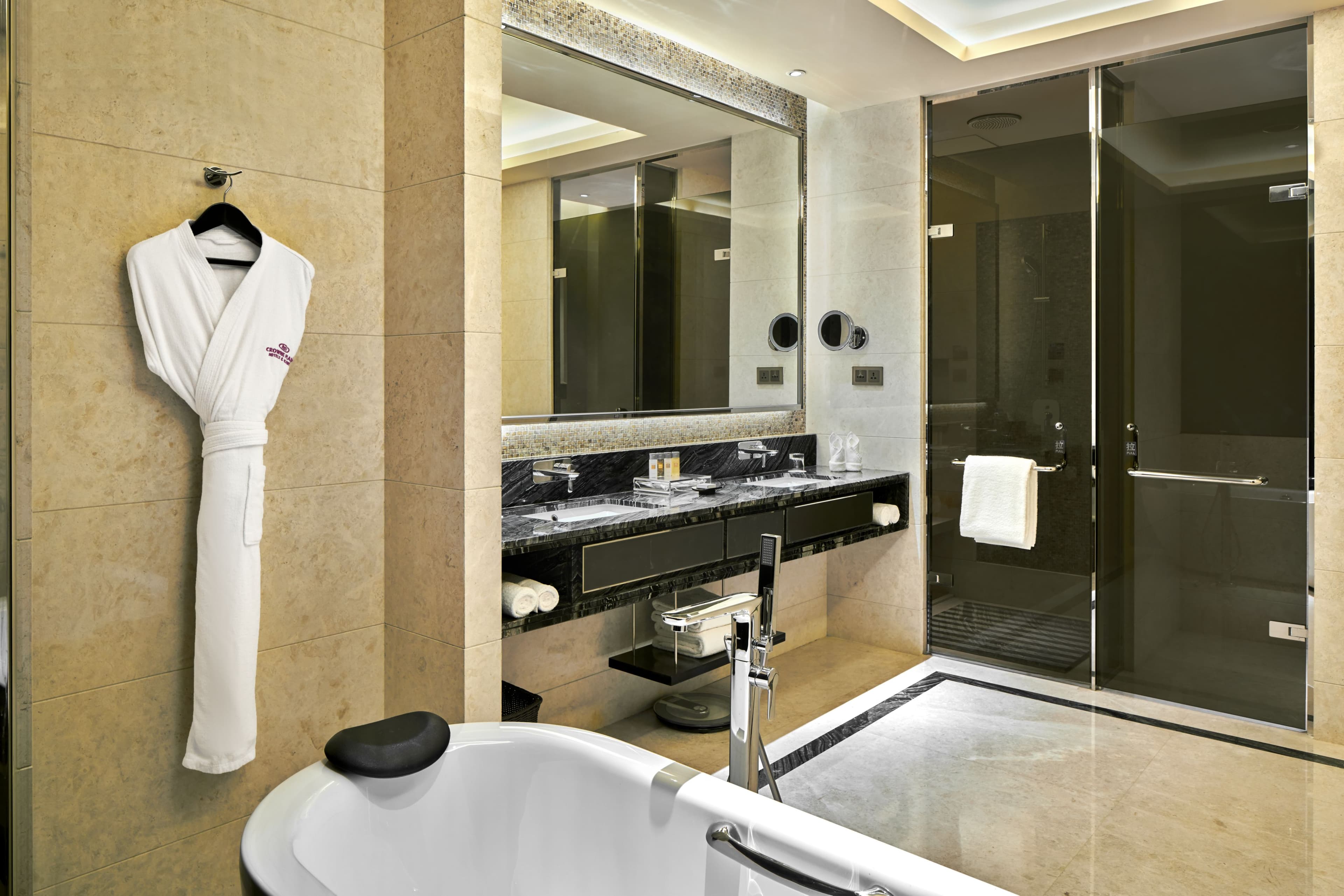 Standard Room - Image 4