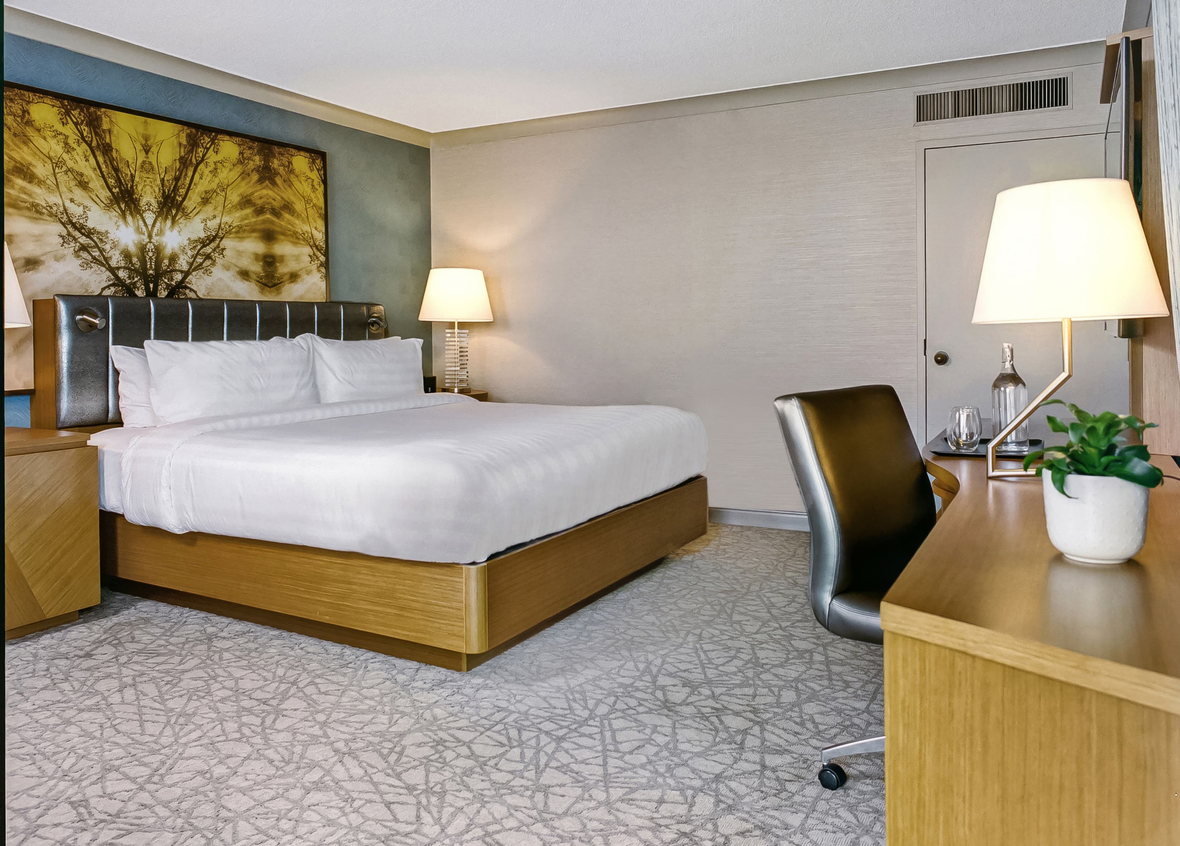 Crowne Plaza Toronto - North York - Image 4