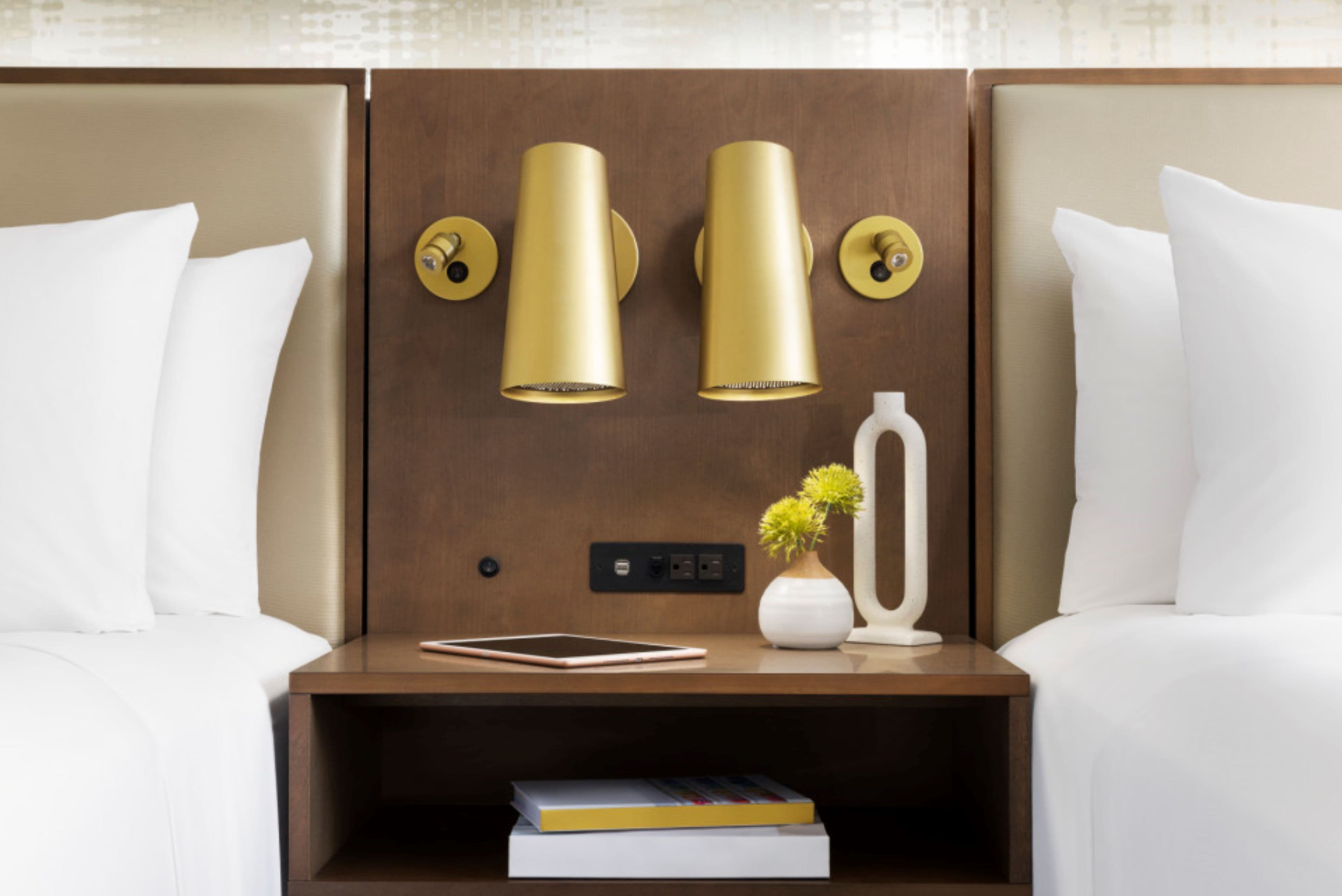 Crowne Plaza Toronto Airport — 27
