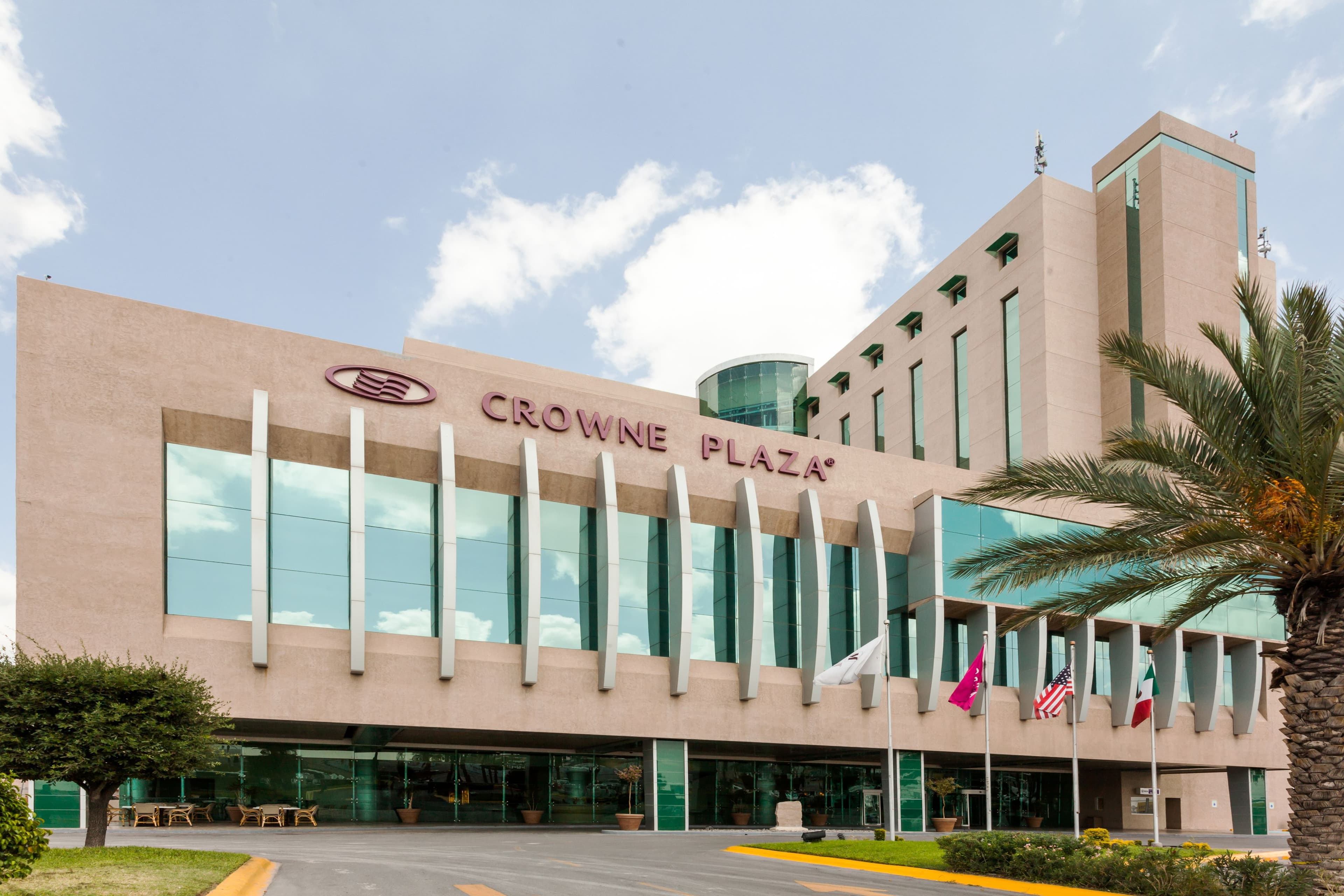 Crowne Plaza Torreon - Image 1