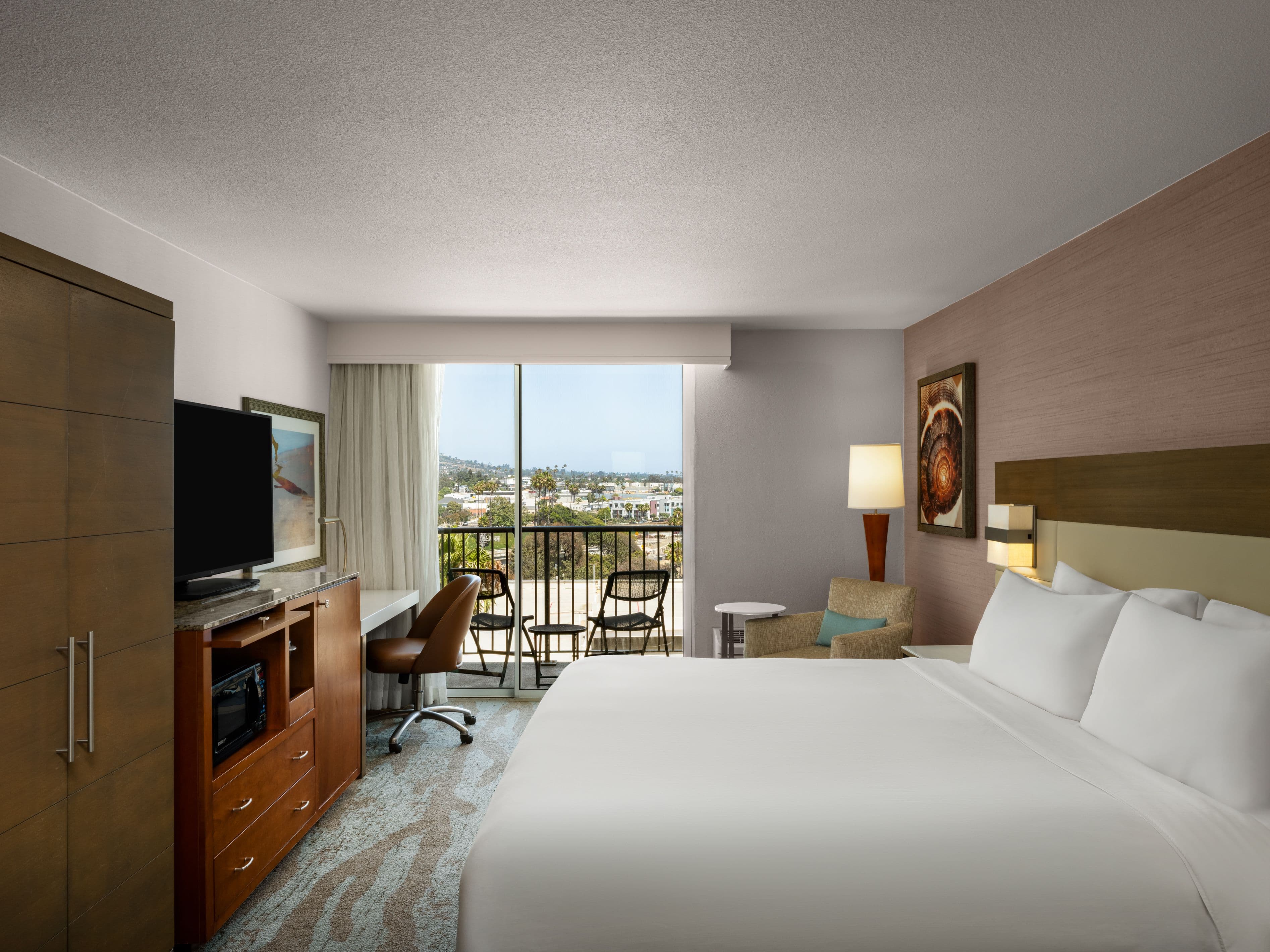 Crowne Plaza Ventura Beach — 17