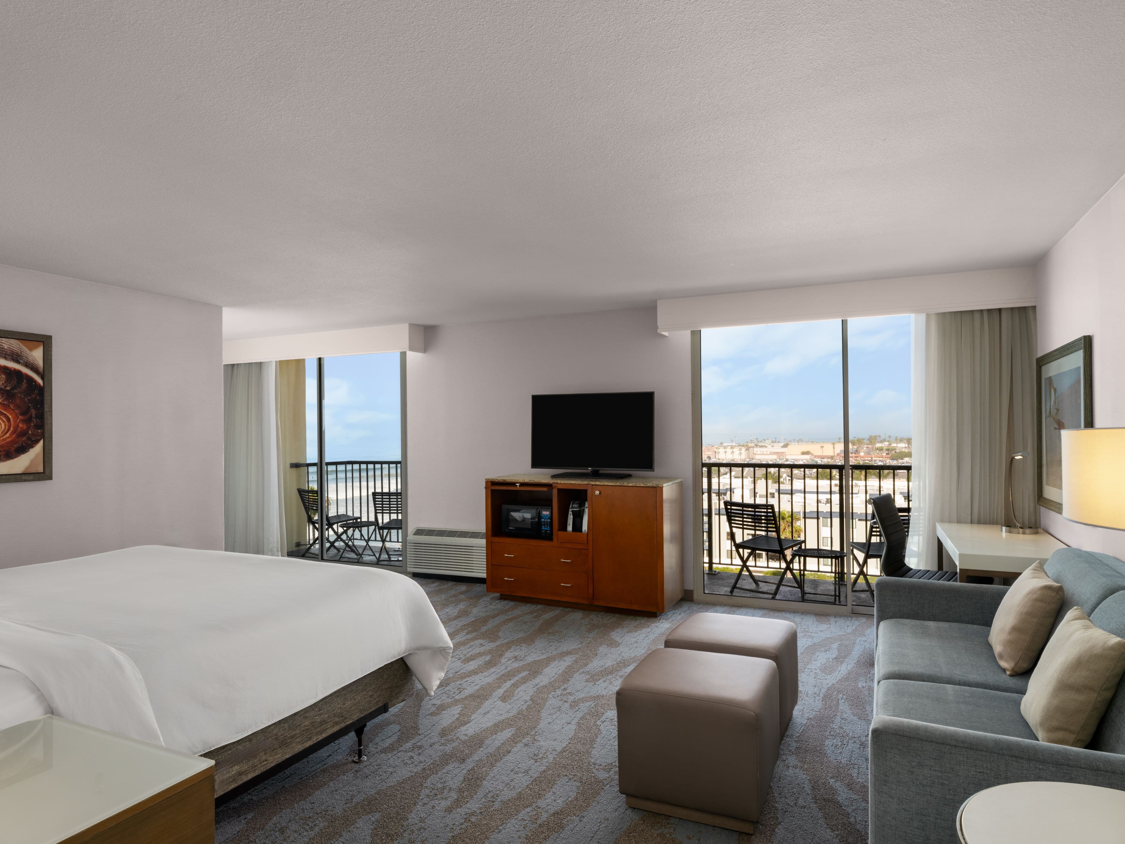 Crowne Plaza Ventura Beach — 4