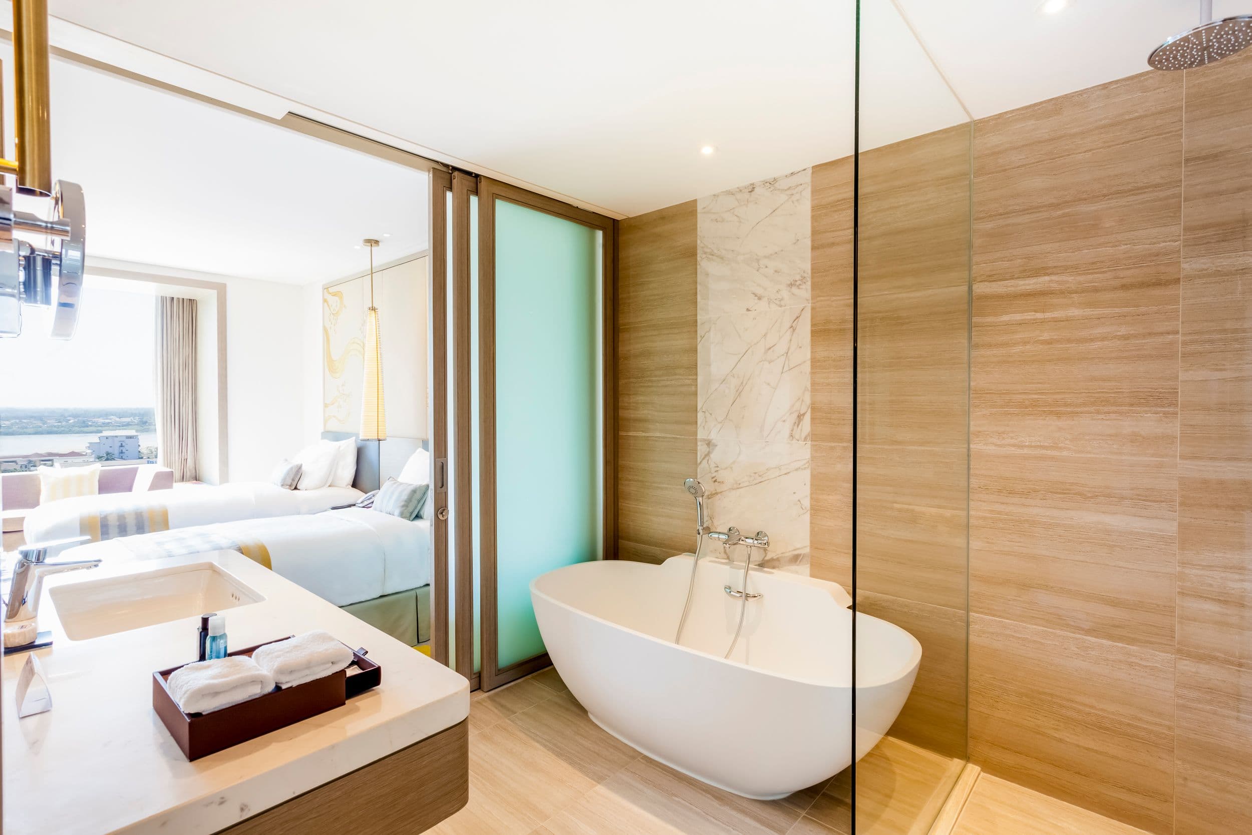 Crowne Plaza Vientiane — 16