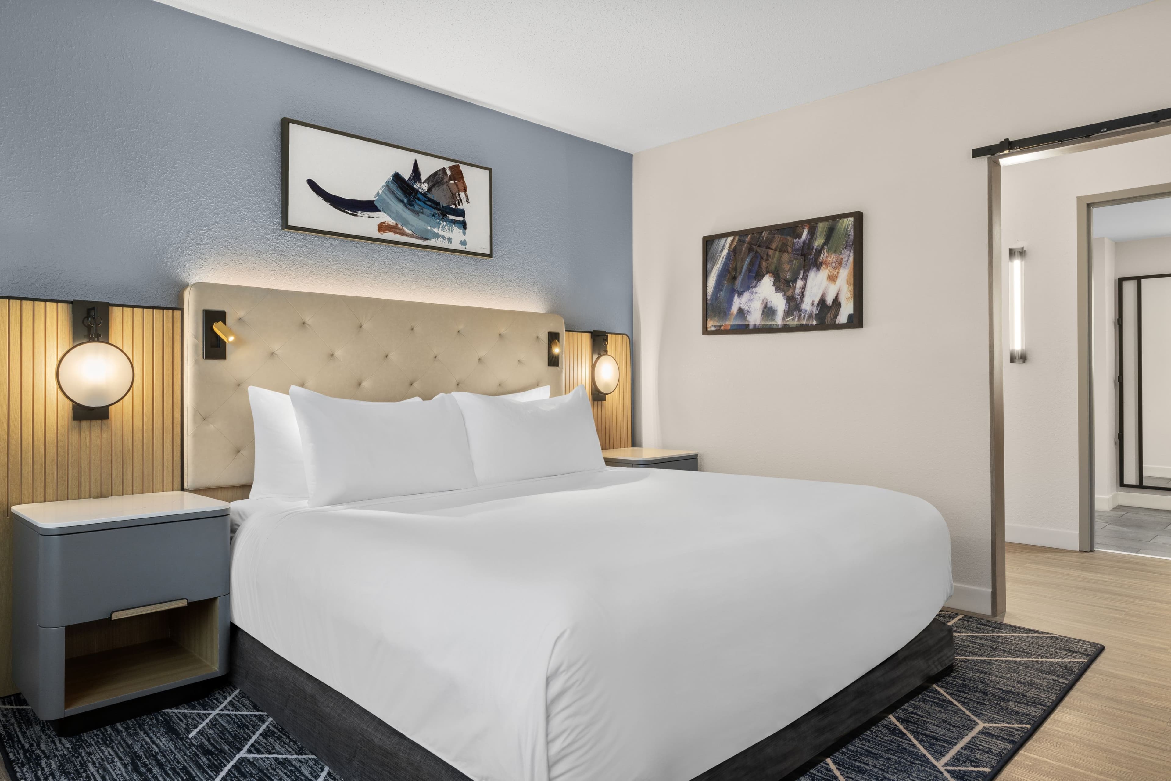 1 King Bed Standard - Image 9