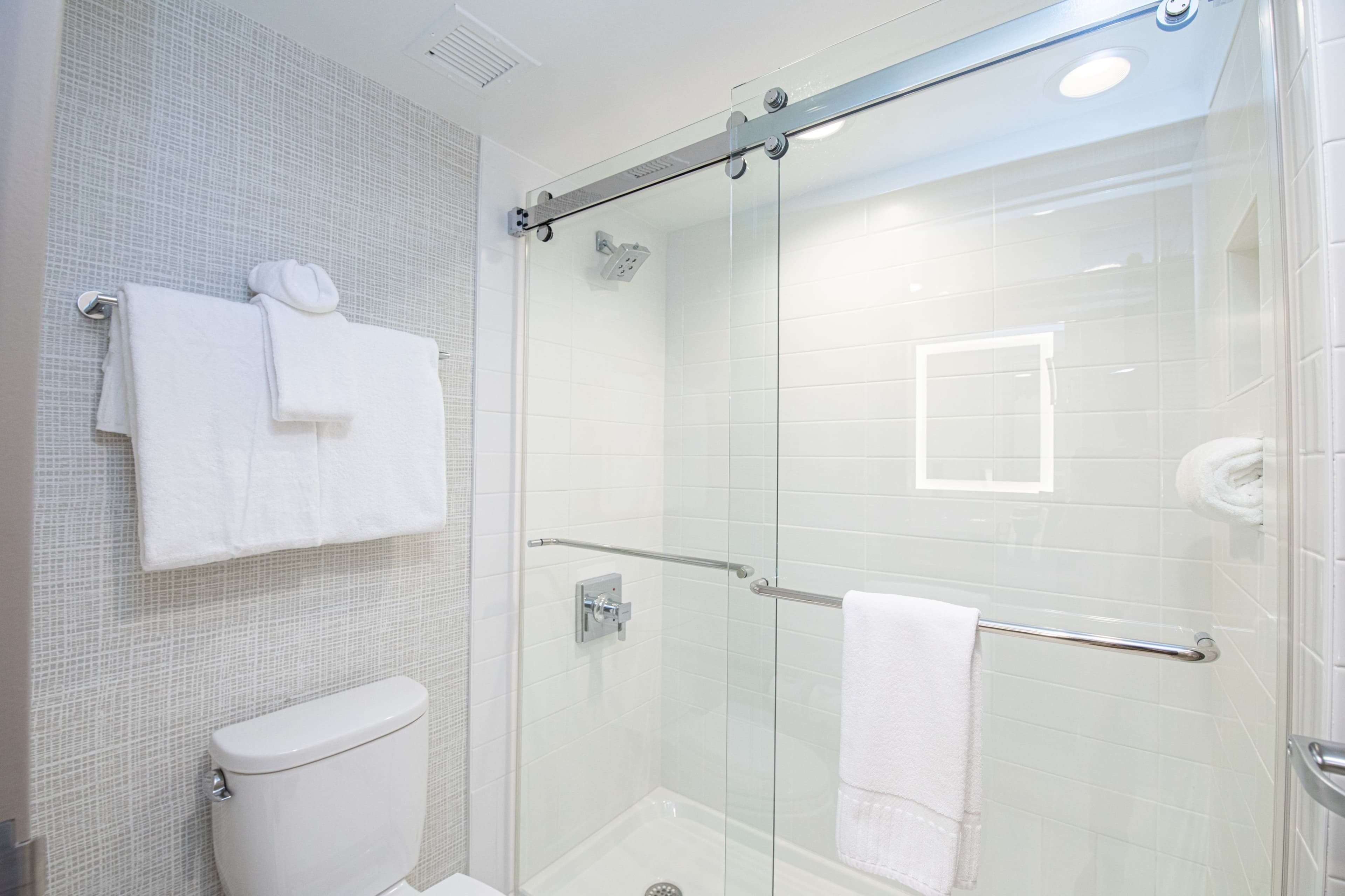 Crowne Plaza Providence-Warwick (Airport) — 7