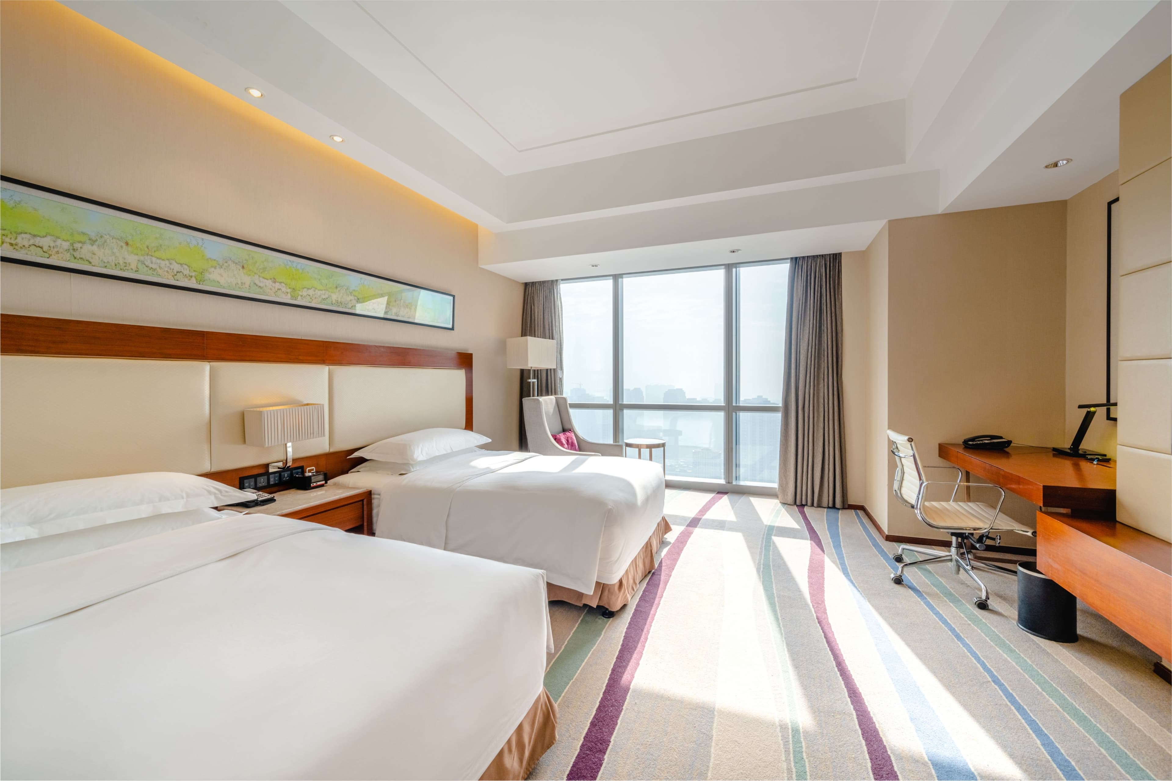 Crowne Plaza Wuxi Taihu - Image 4