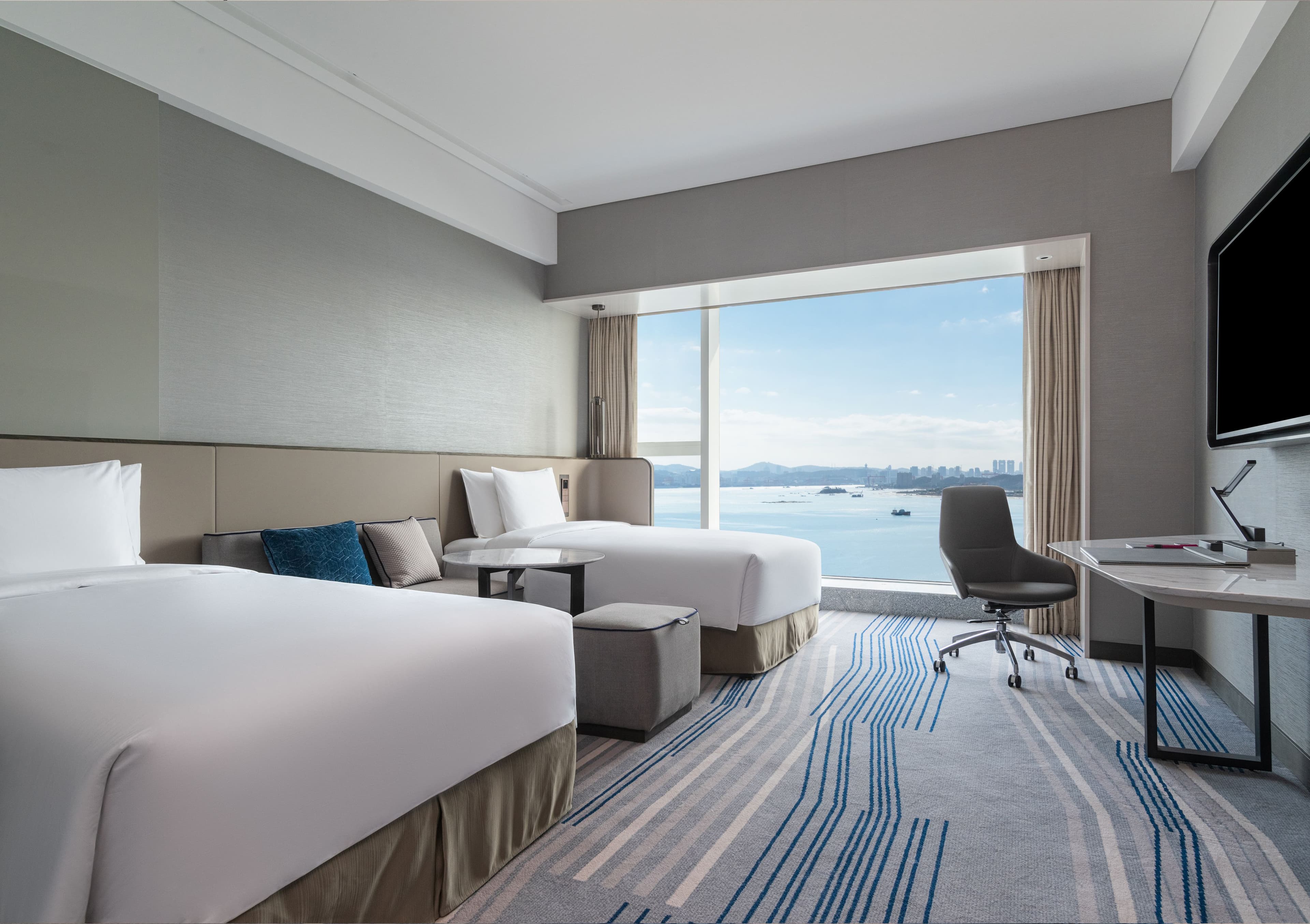 Crowne Plaza Xiamen Jimei Seaview - Image 4