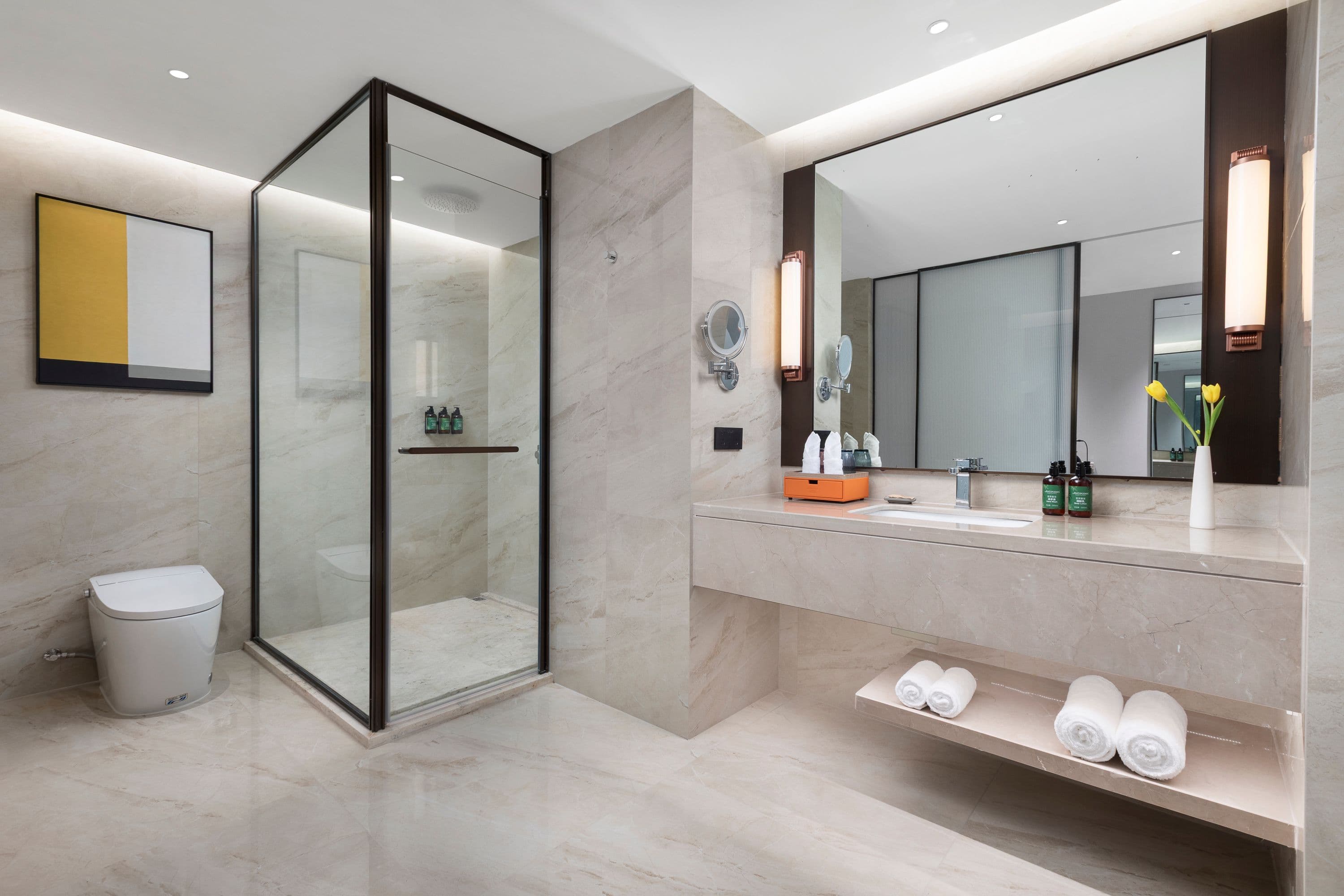 Crowne Plaza Xiangyang Fuchun Lakeside - Image 3
