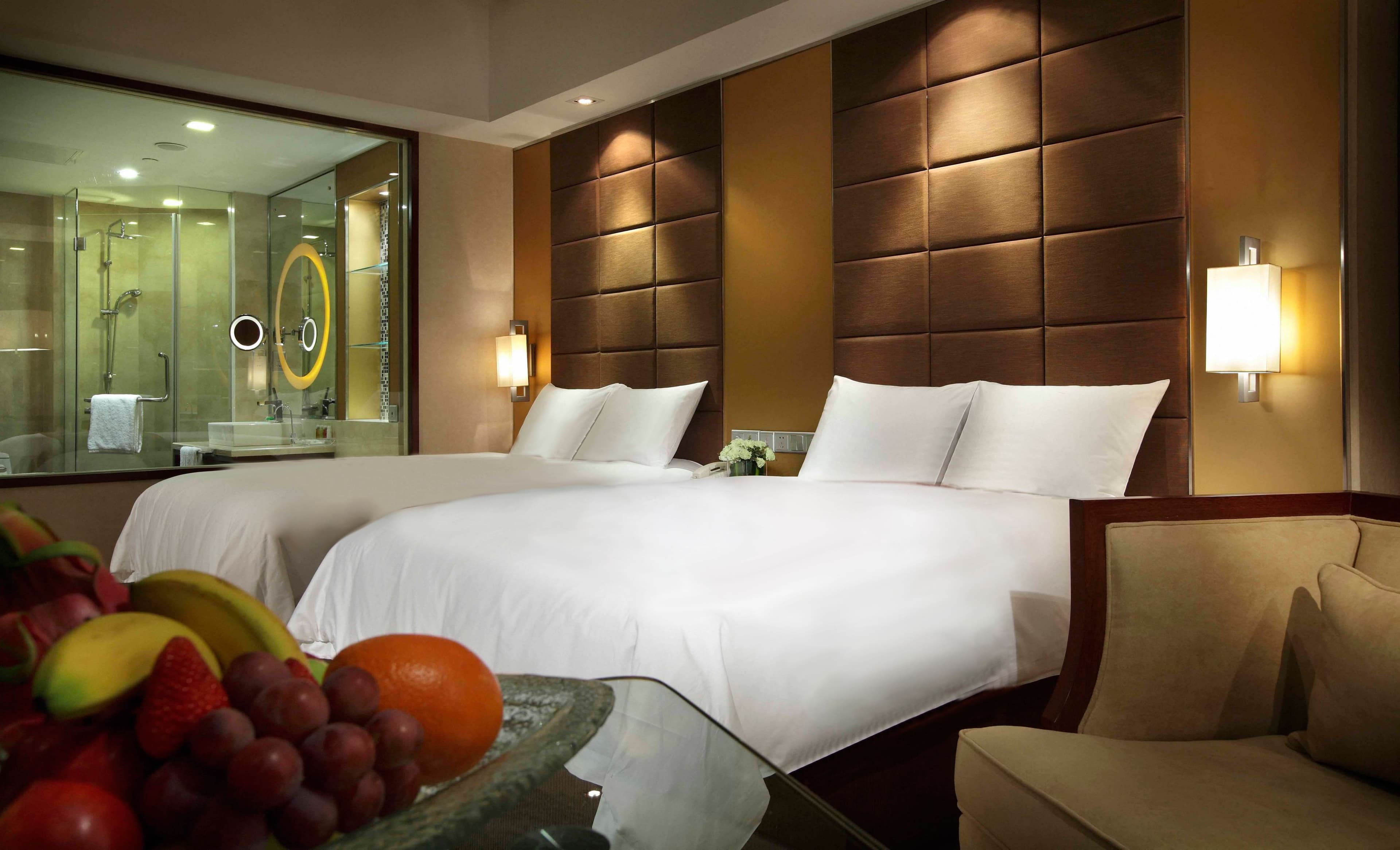 Crowne Plaza Yantai Sea View — 8