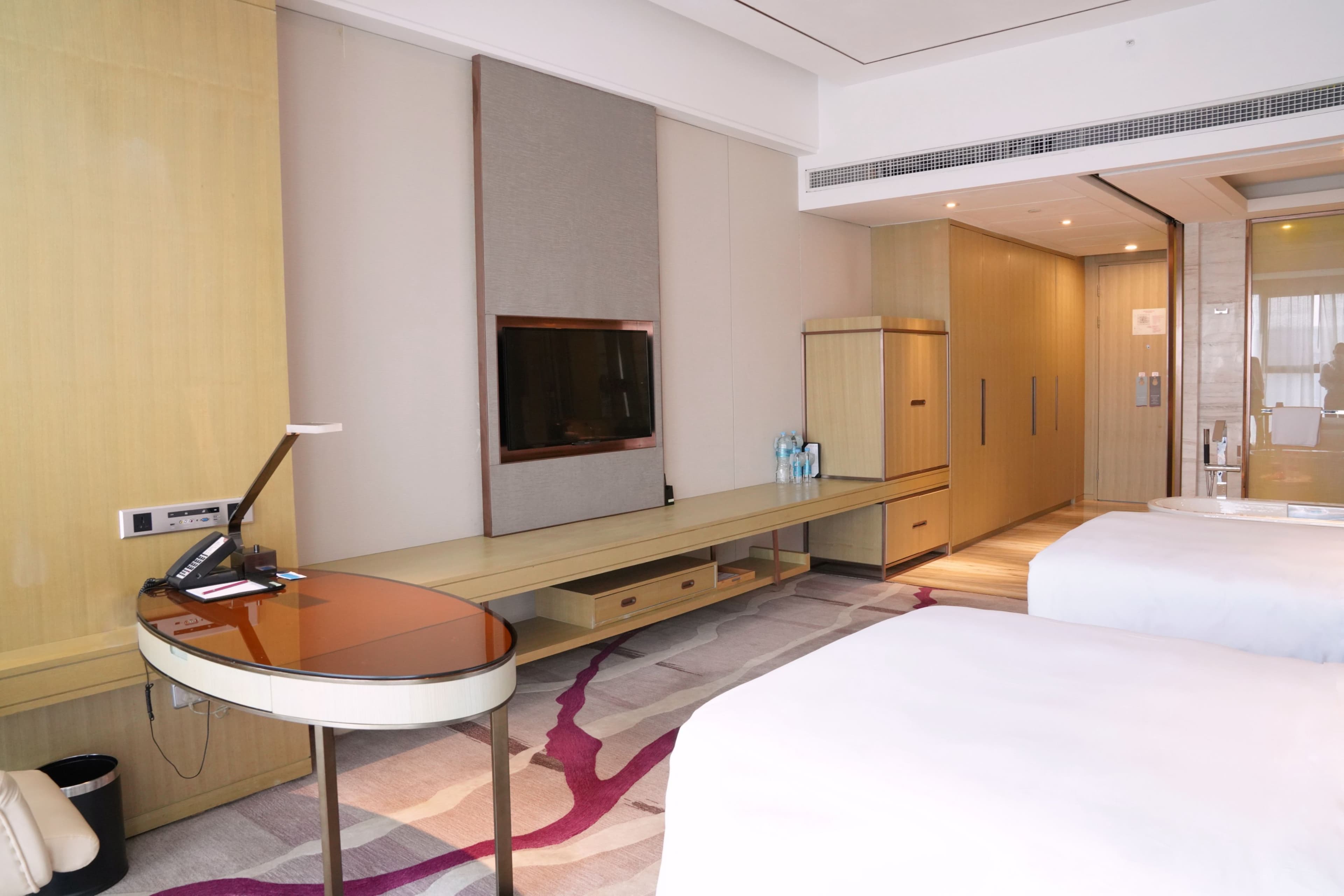 Crowne Plaza Yibin — 24