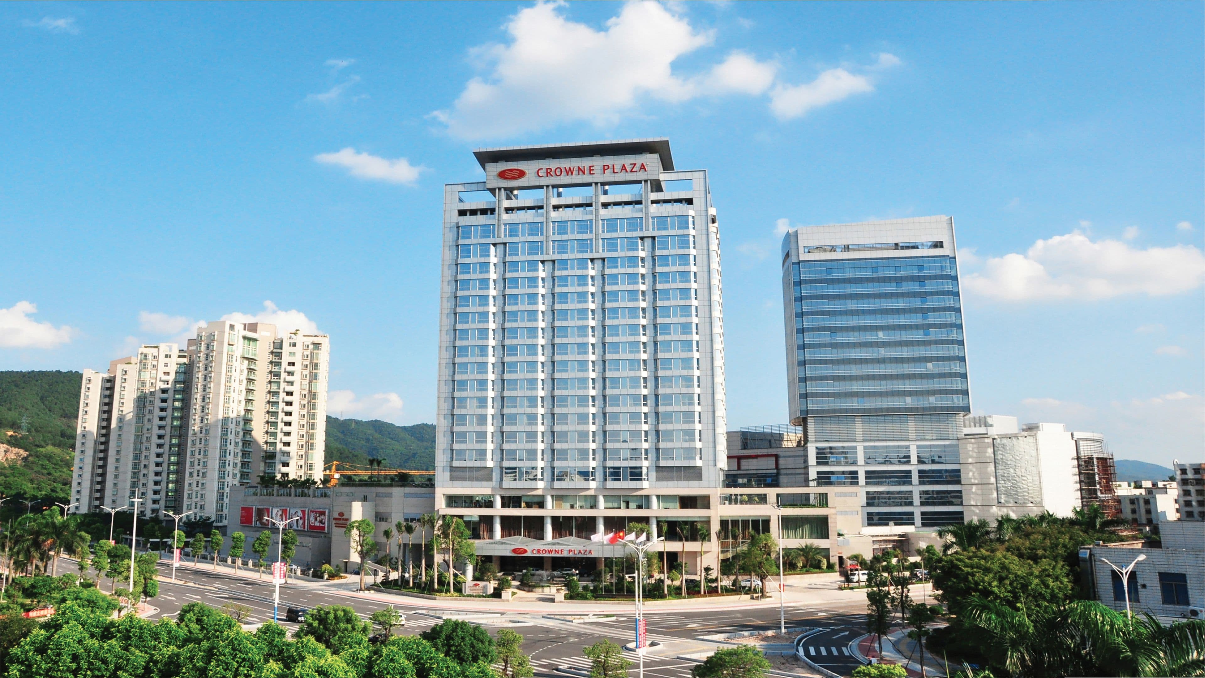 Crowne Plaza Zhongshan Wing On City - Image 1