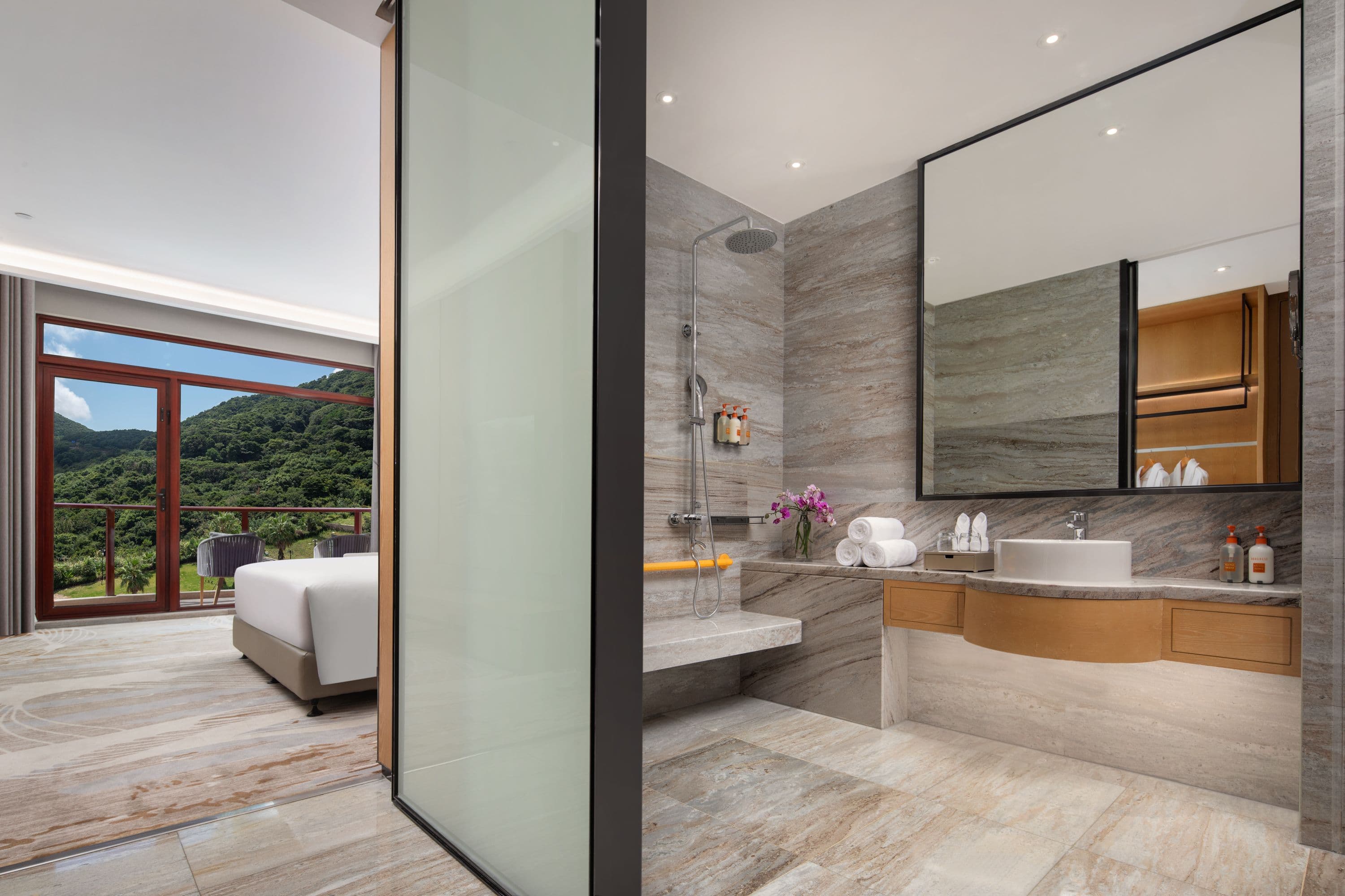 Crowne Plaza Zhoushan Seaview — 11