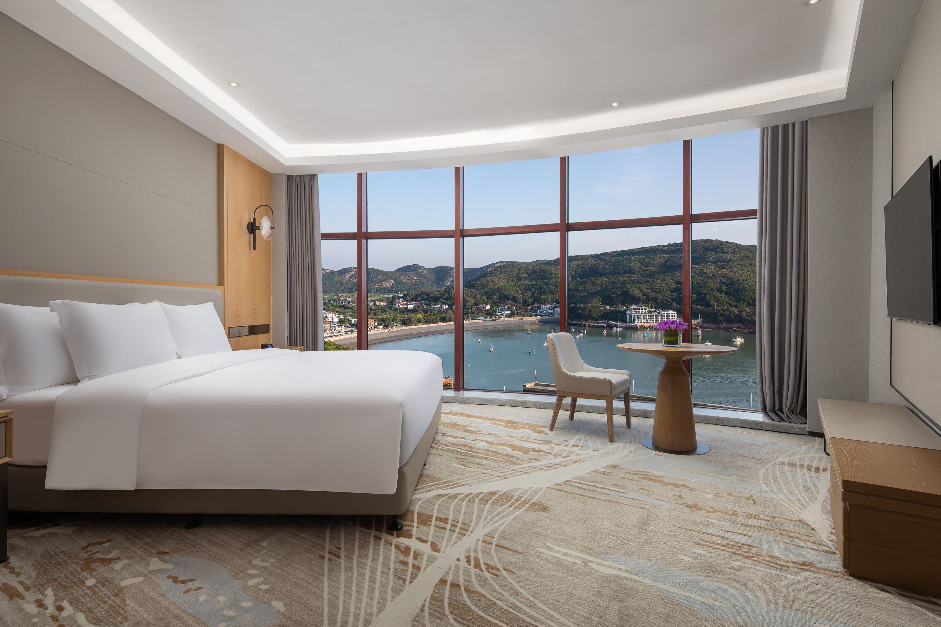 Crowne Plaza Zhoushan Seaview — 9