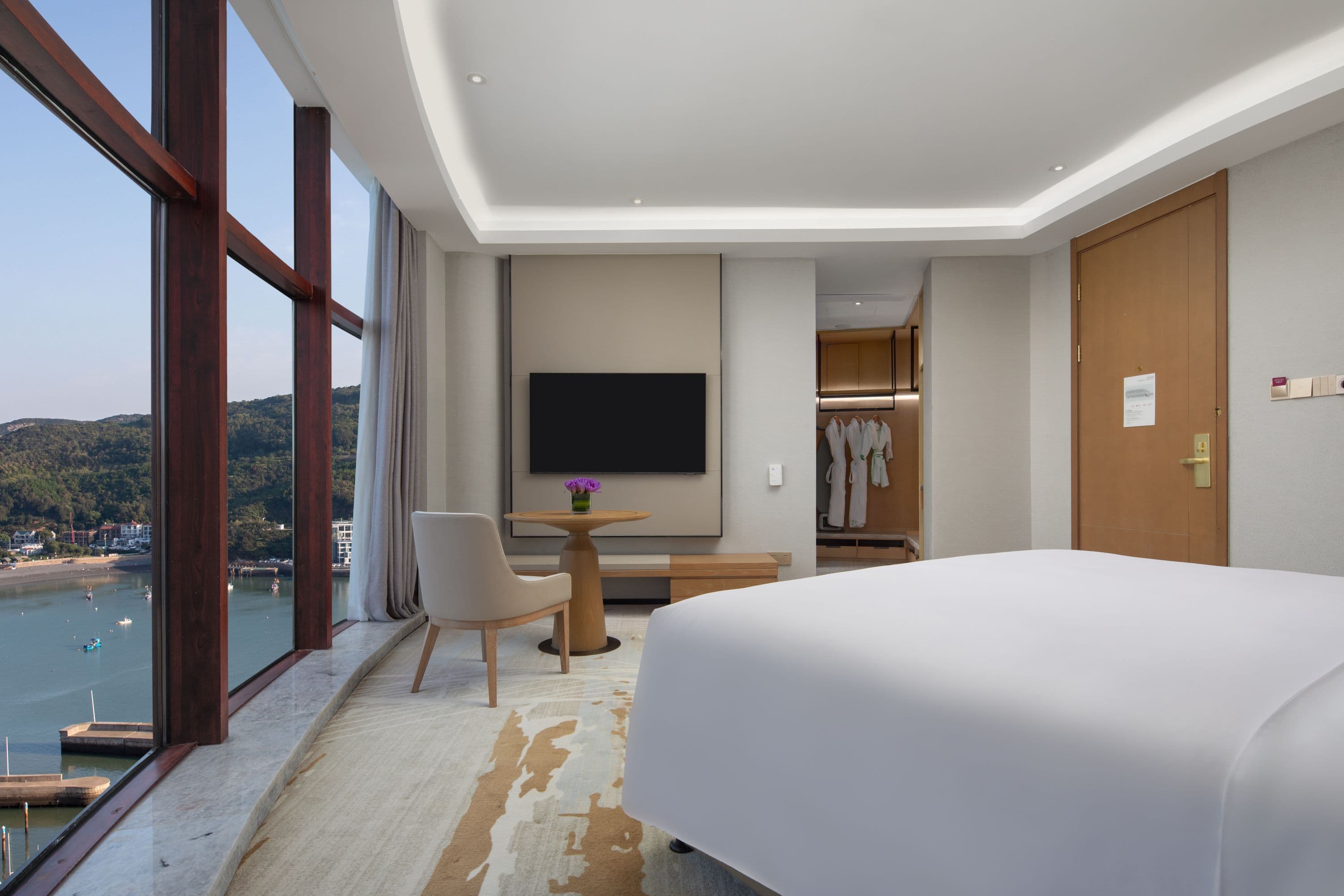 Crowne Plaza Zhoushan Seaview — 7
