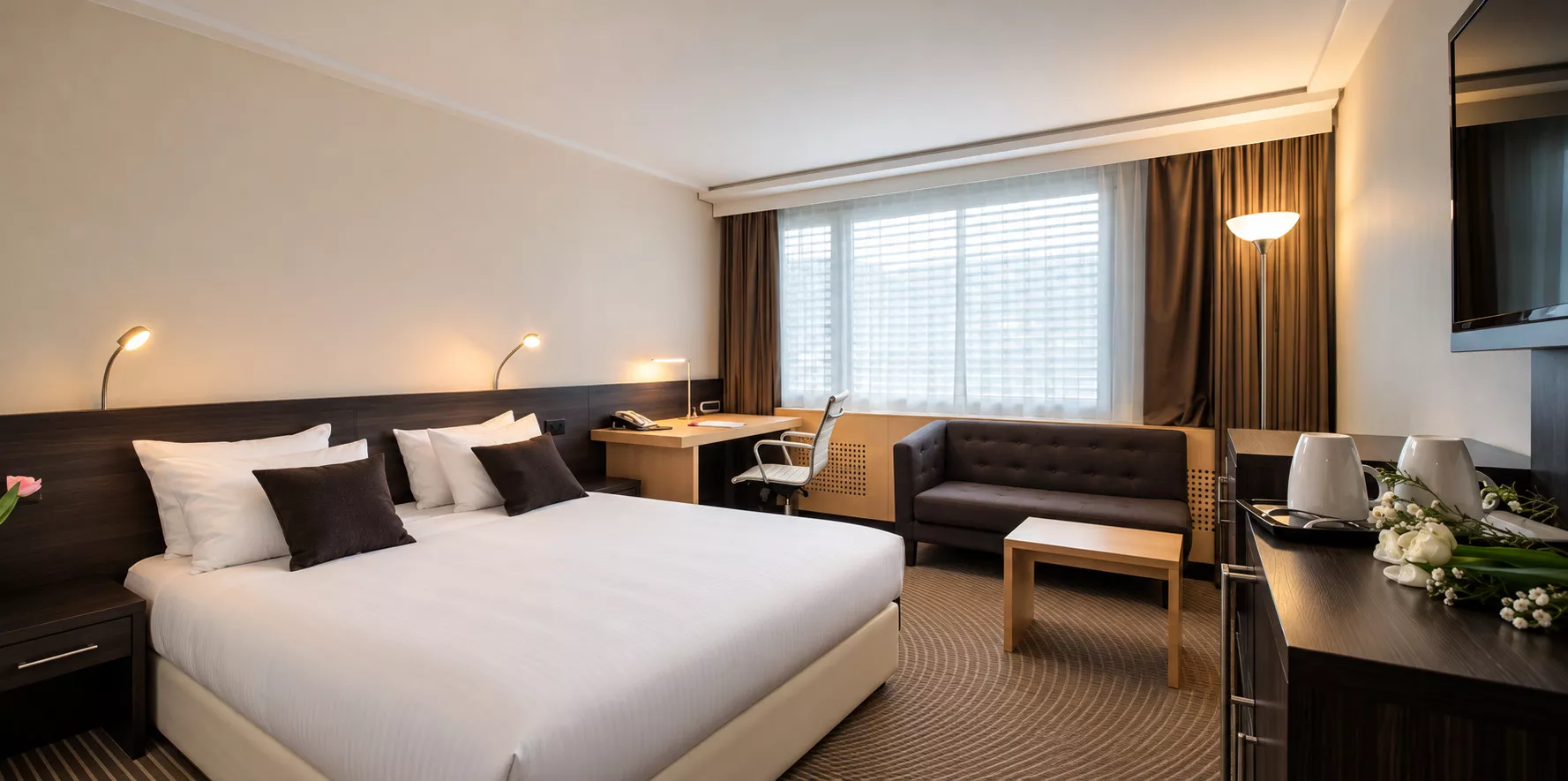 Crowne Plaza Zurich — 5