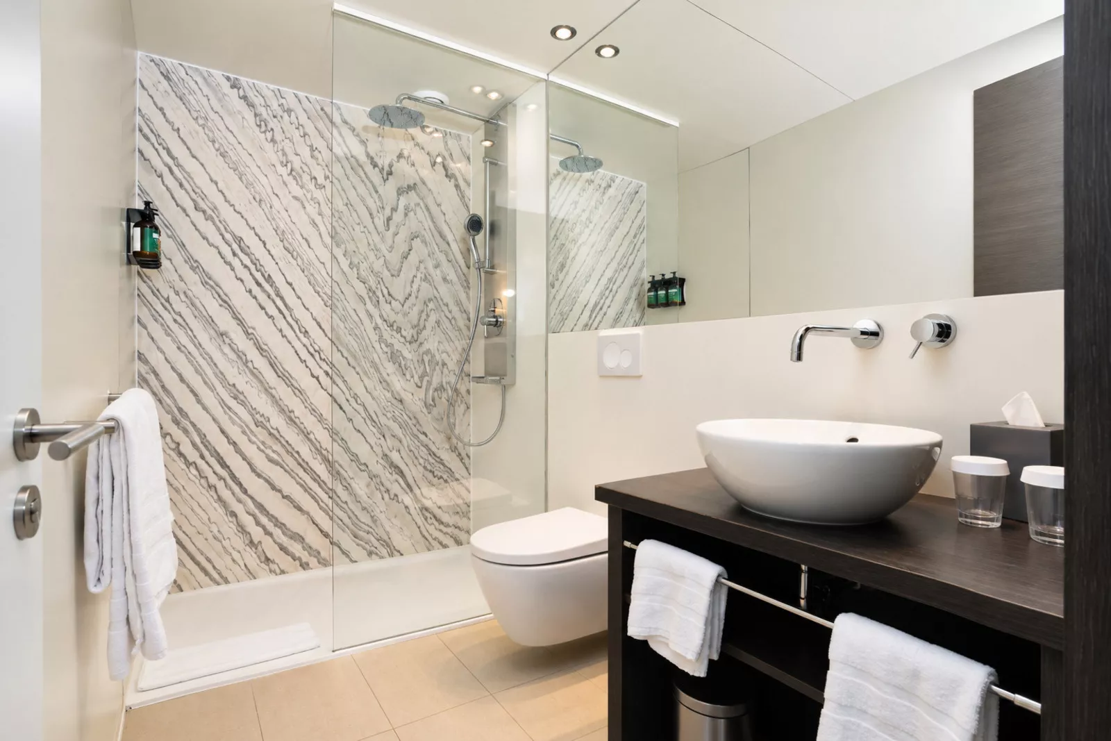 Crowne Plaza Zurich — 10