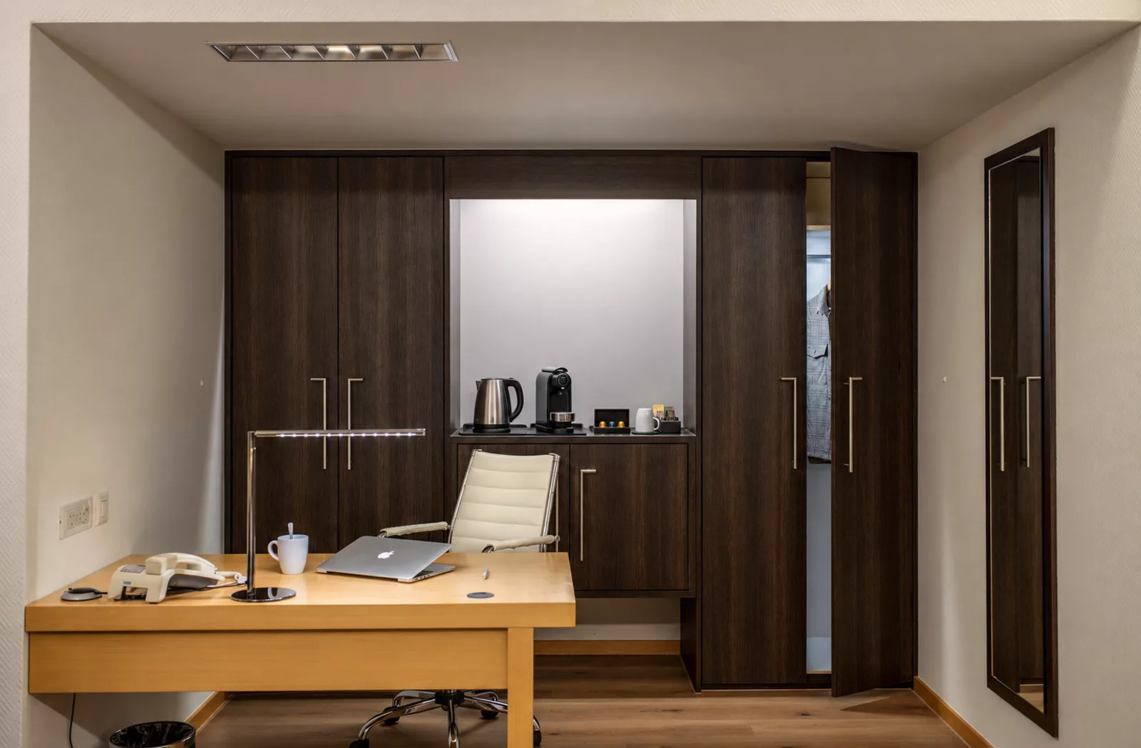 Crowne Plaza Zurich — 22