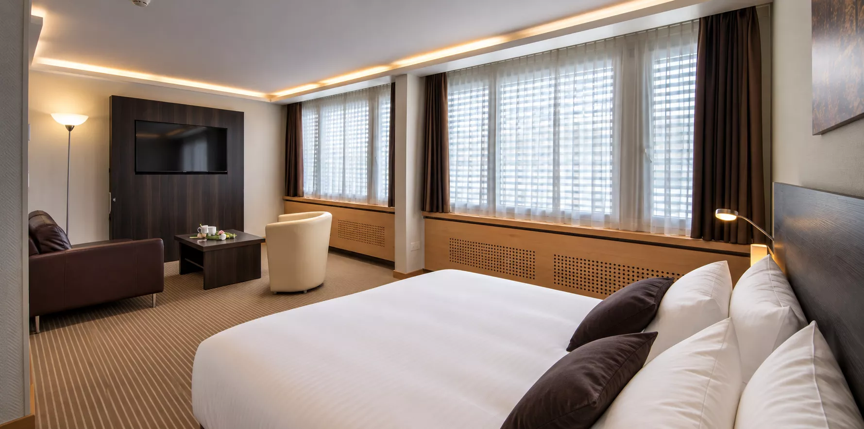 Crowne Plaza Zurich — 27