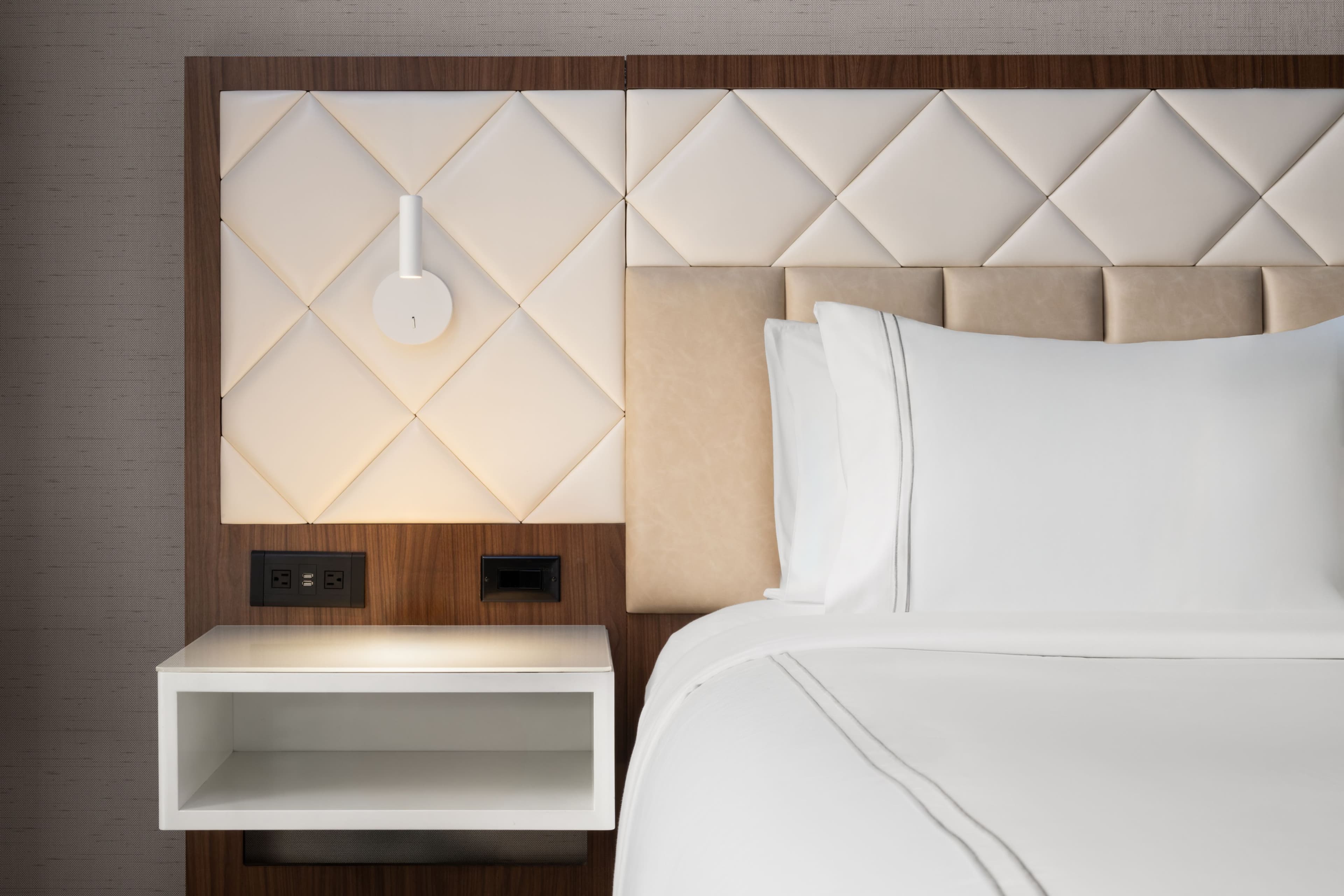 EVEN Hotel New York - Times Square South - Image 2