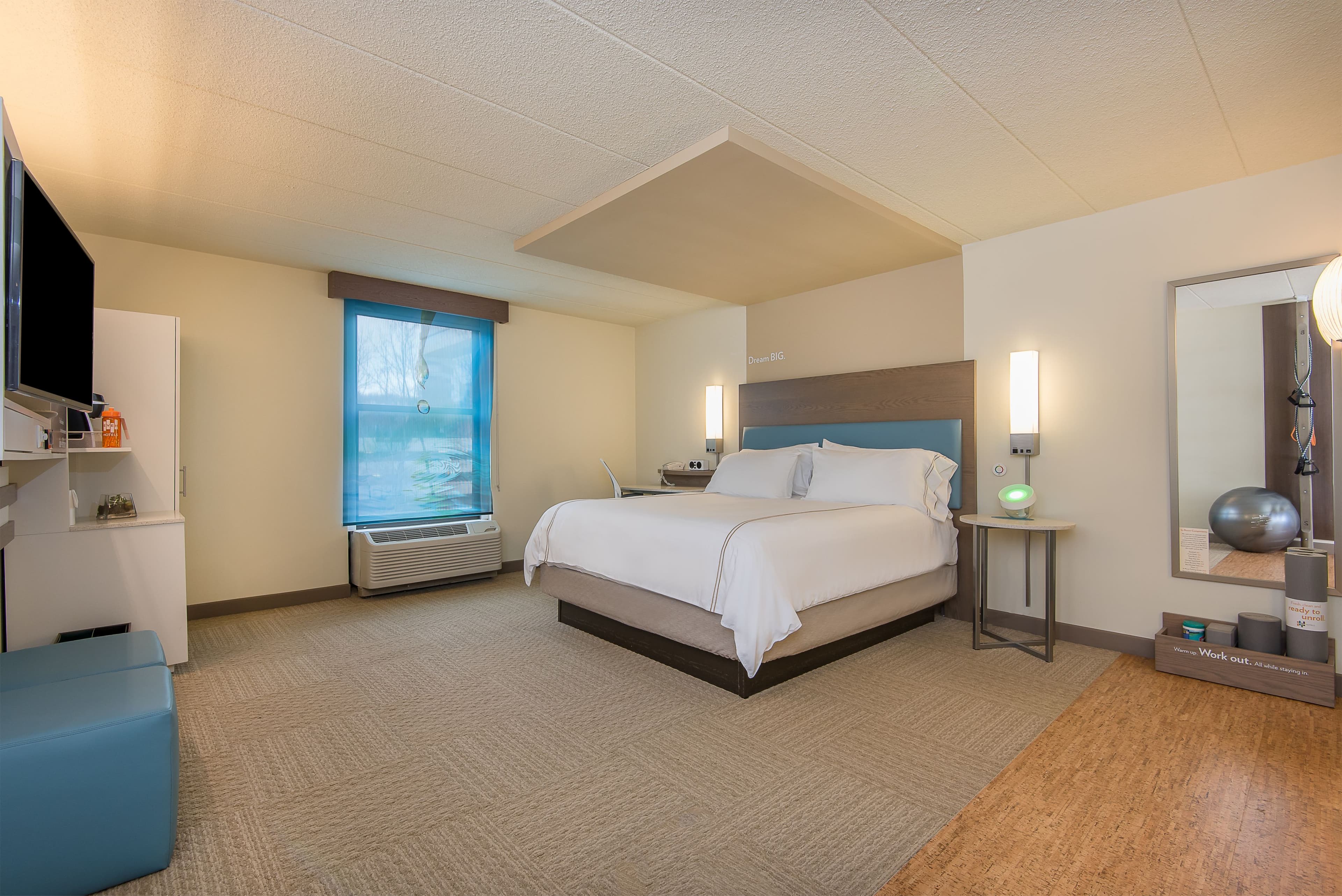 EVEN Hotel Norwalk - Image 4