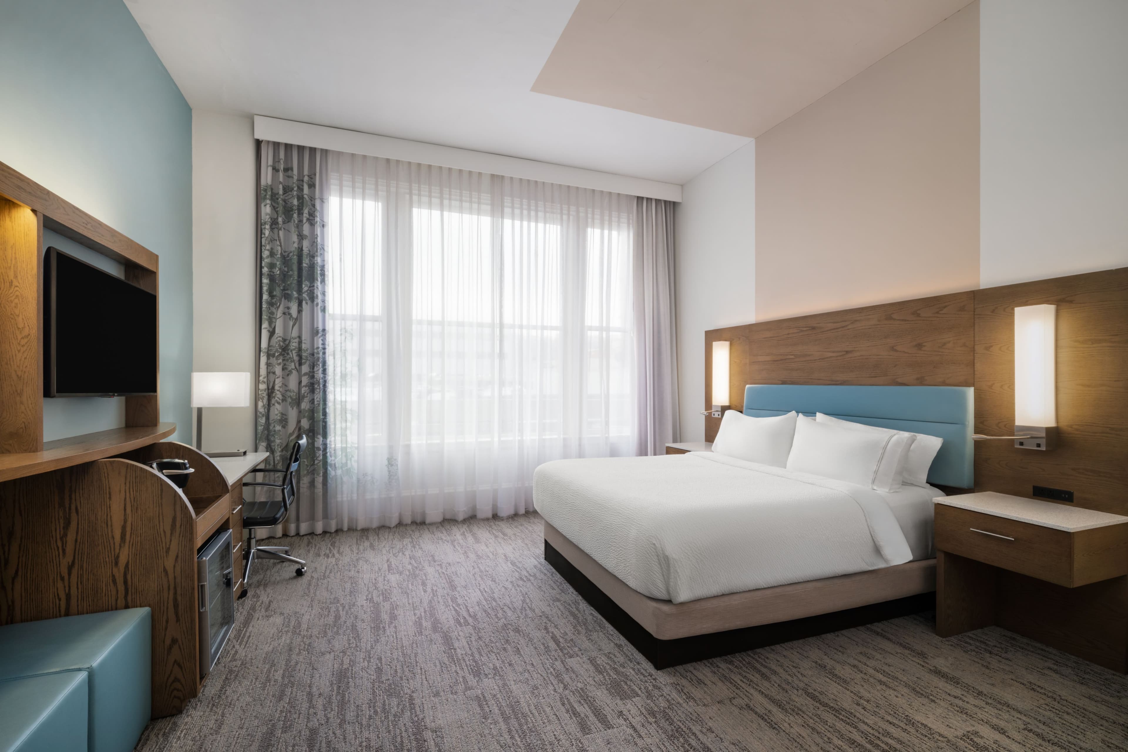 EVEN Hotel Pittsburgh Downtown — 11