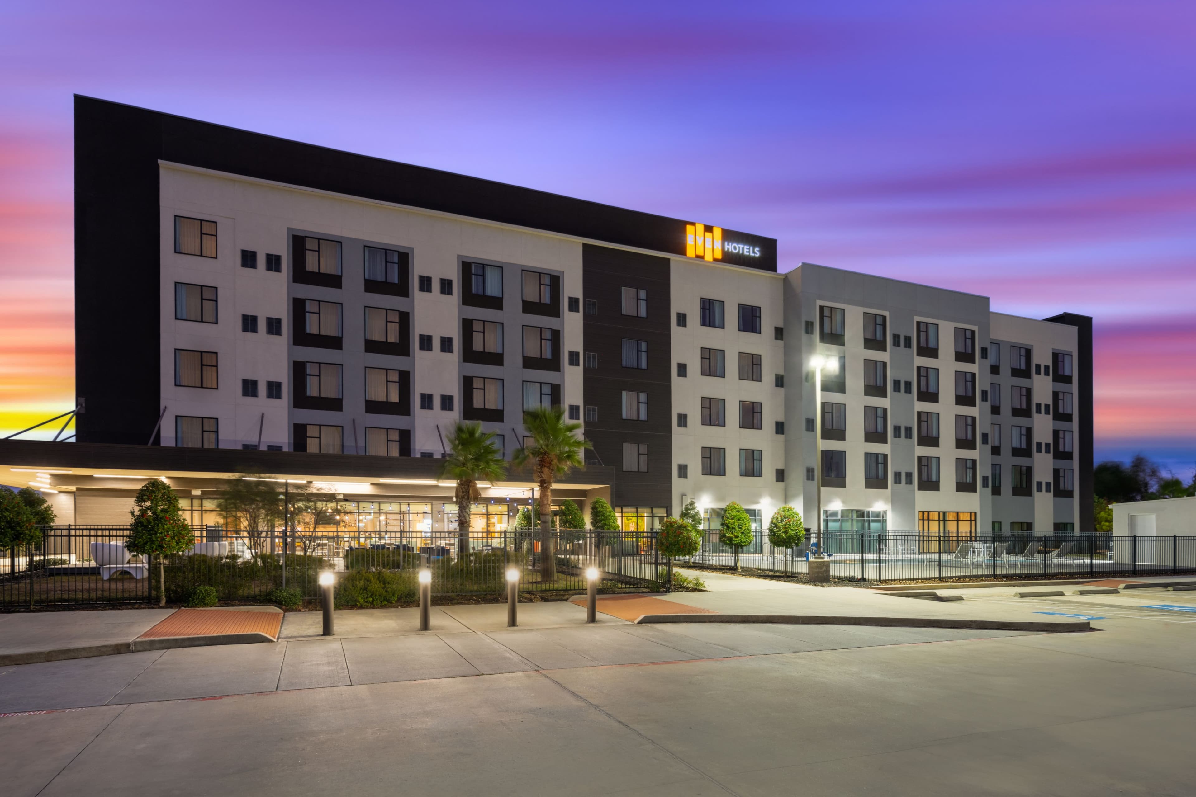 EVEN Hotel Shenandoah - The Woodlands - Image 1