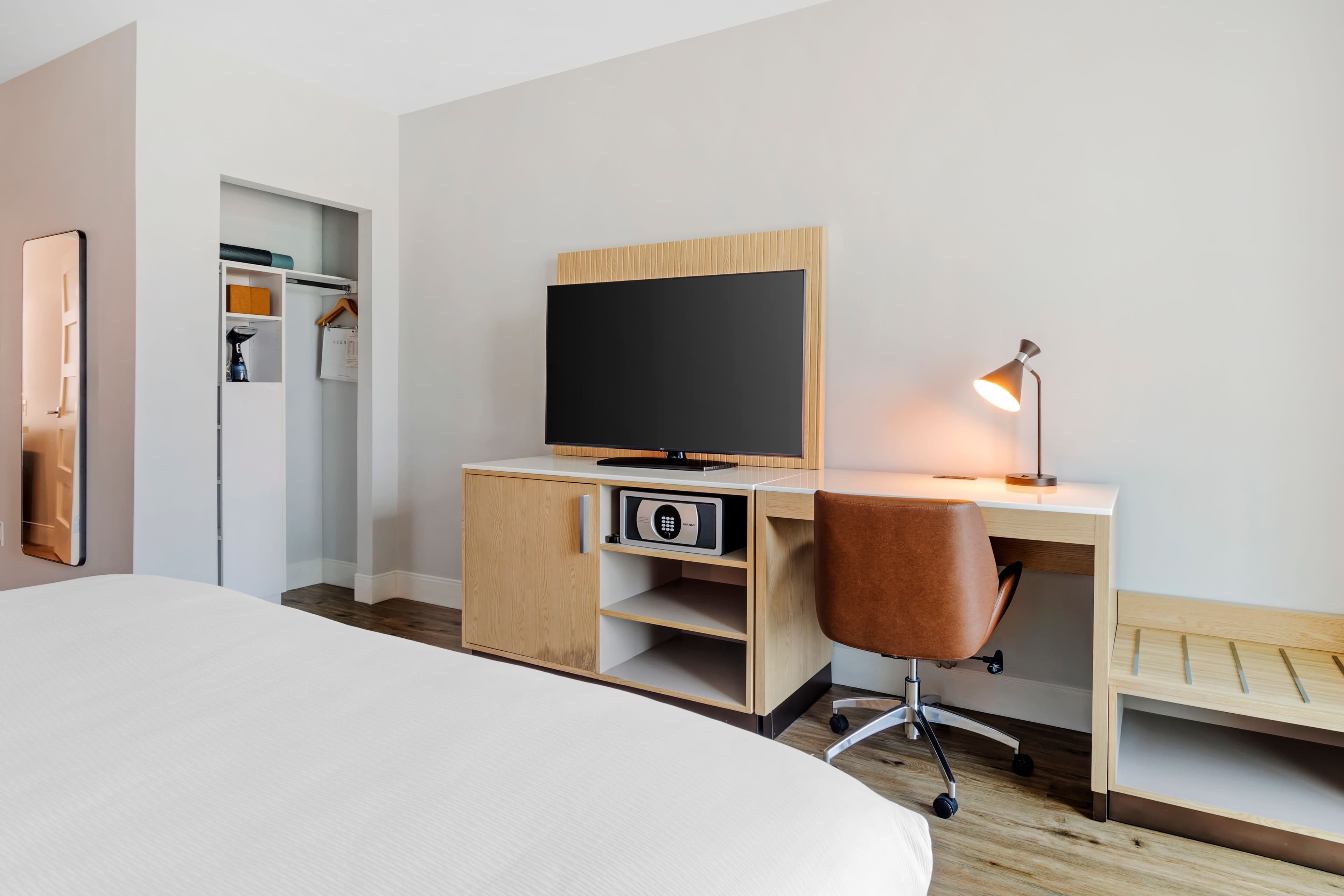 EVEN Hotel Waco - University Area — 8