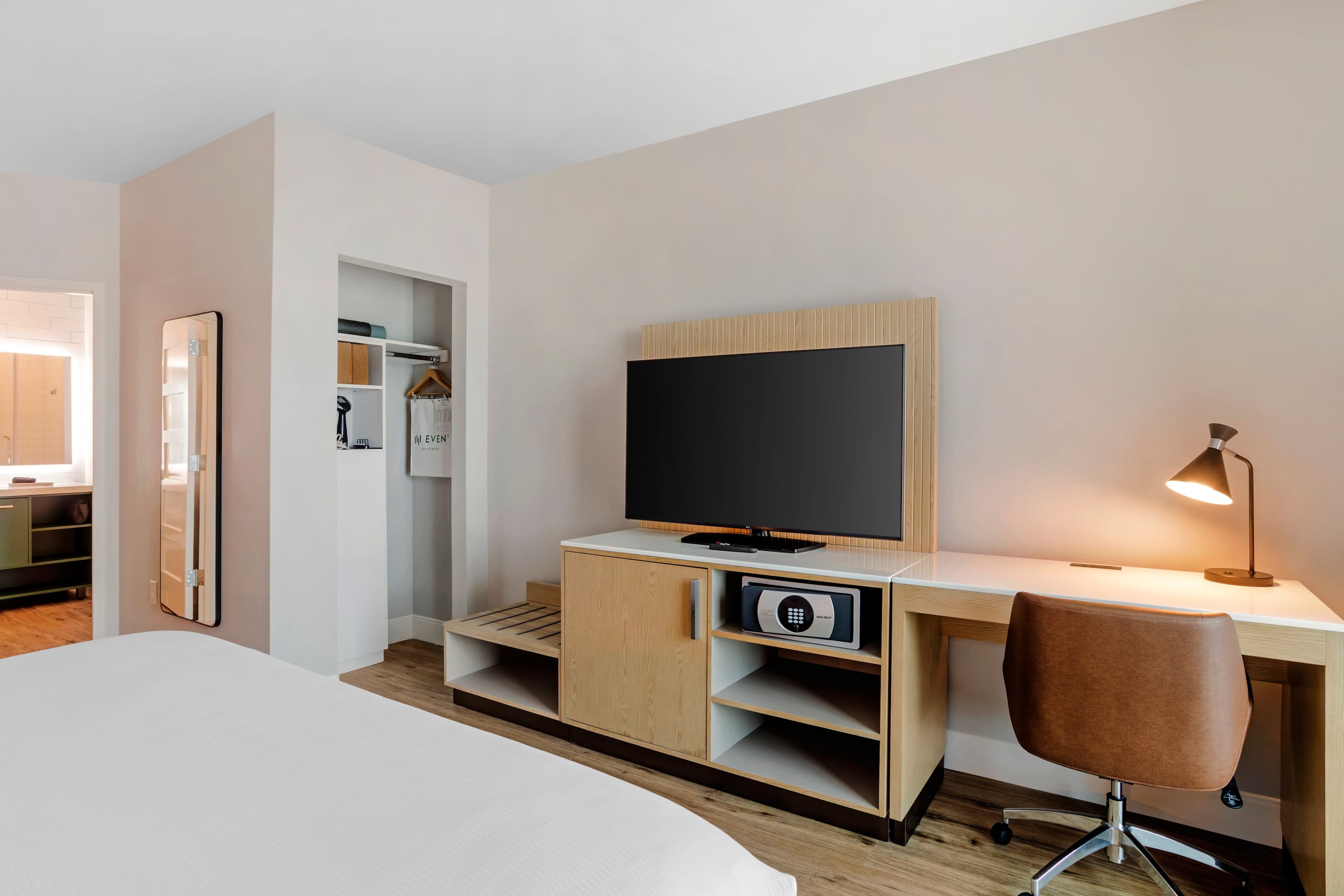 EVEN Hotel Waco - University Area — 9