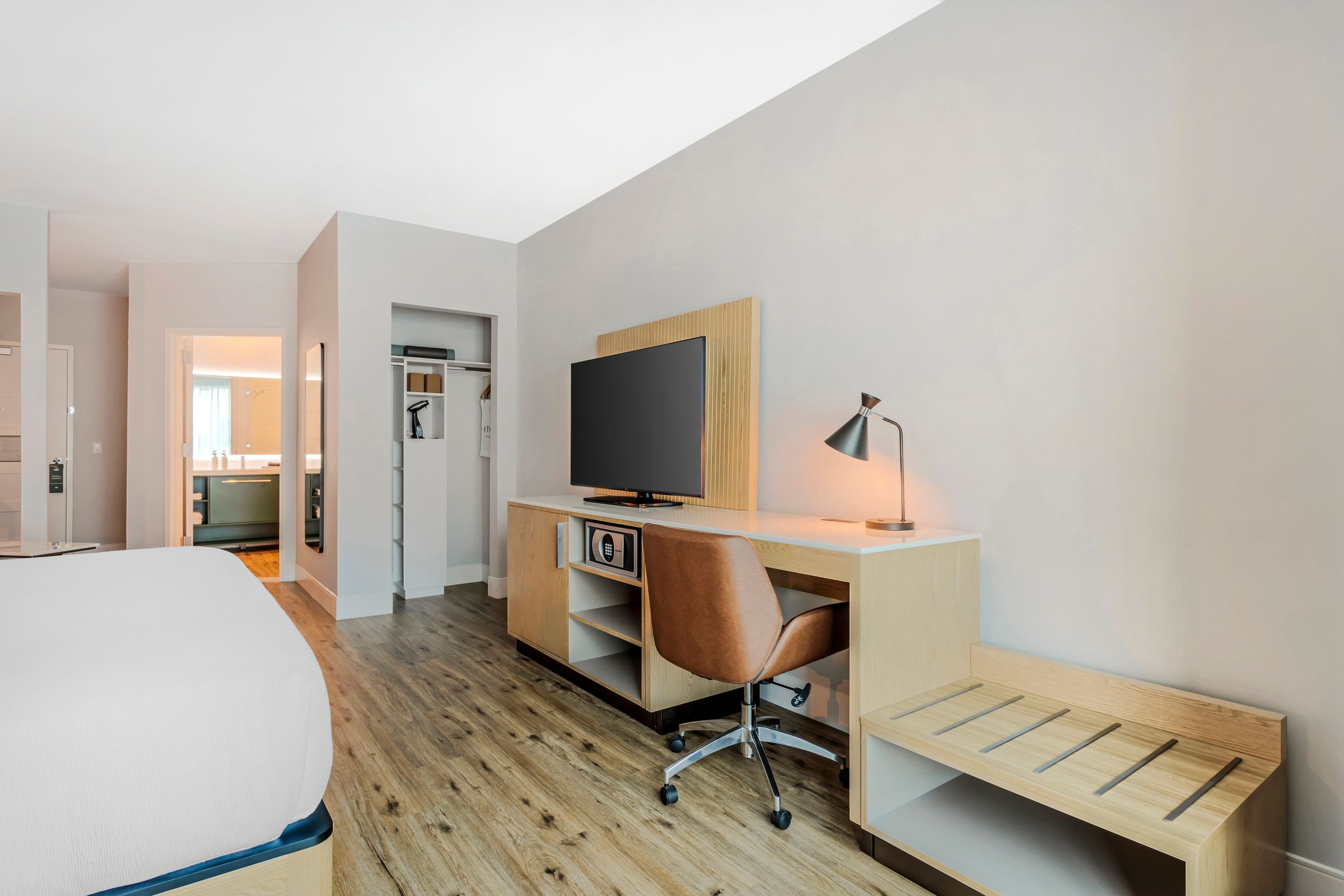 EVEN Hotel Waco - University Area — 10