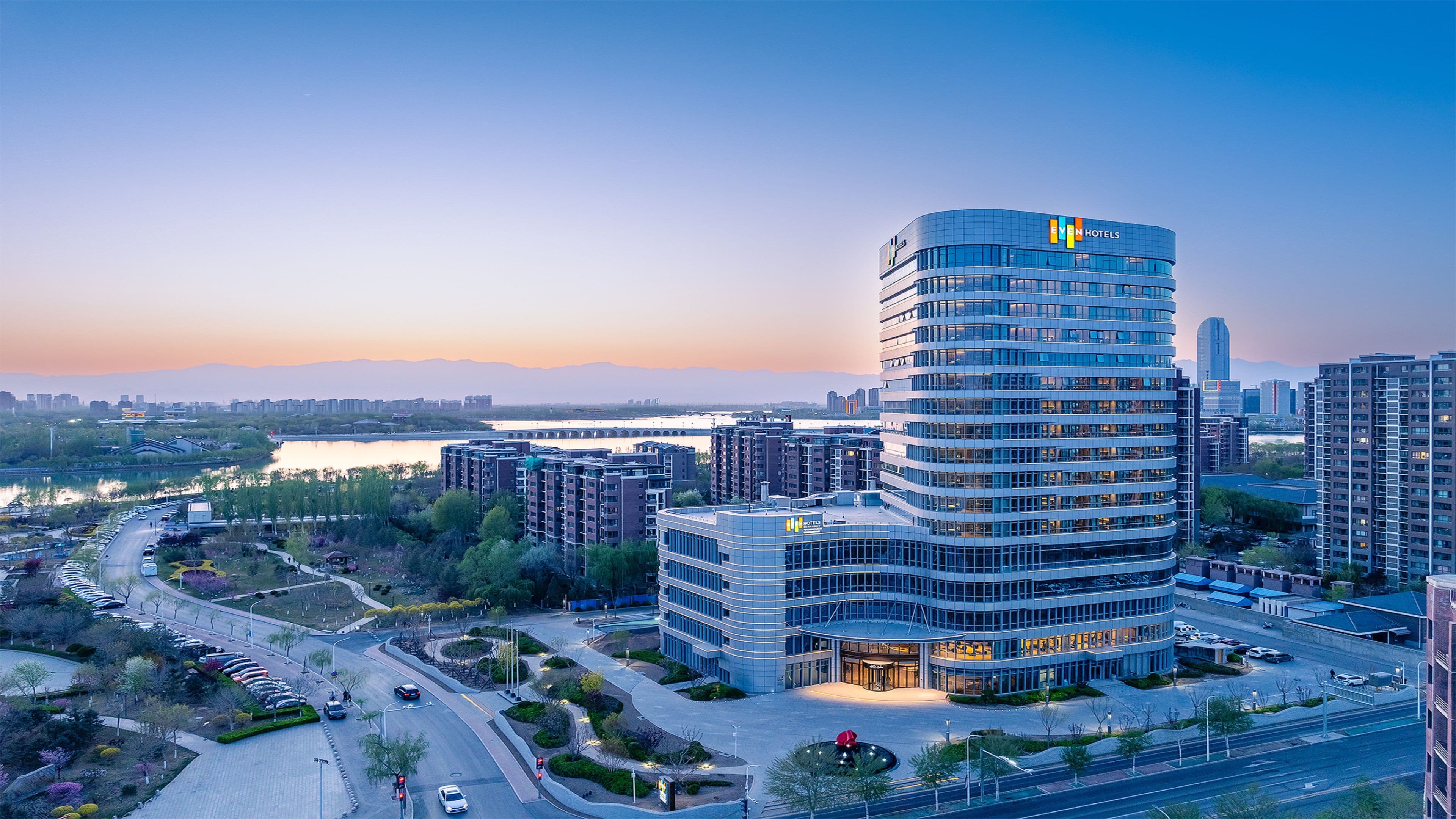 EVEN Hotel Yinchuan Yuehai - Image 1