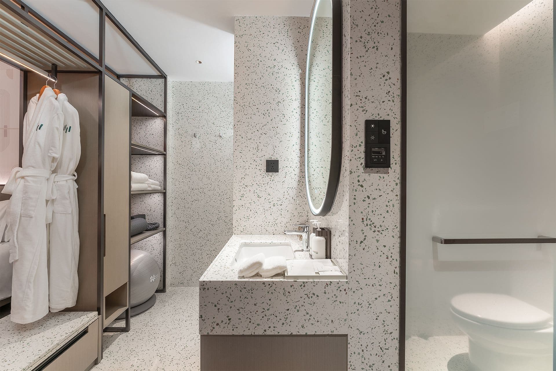 EVEN Hotel Zhongshan City Center — 6