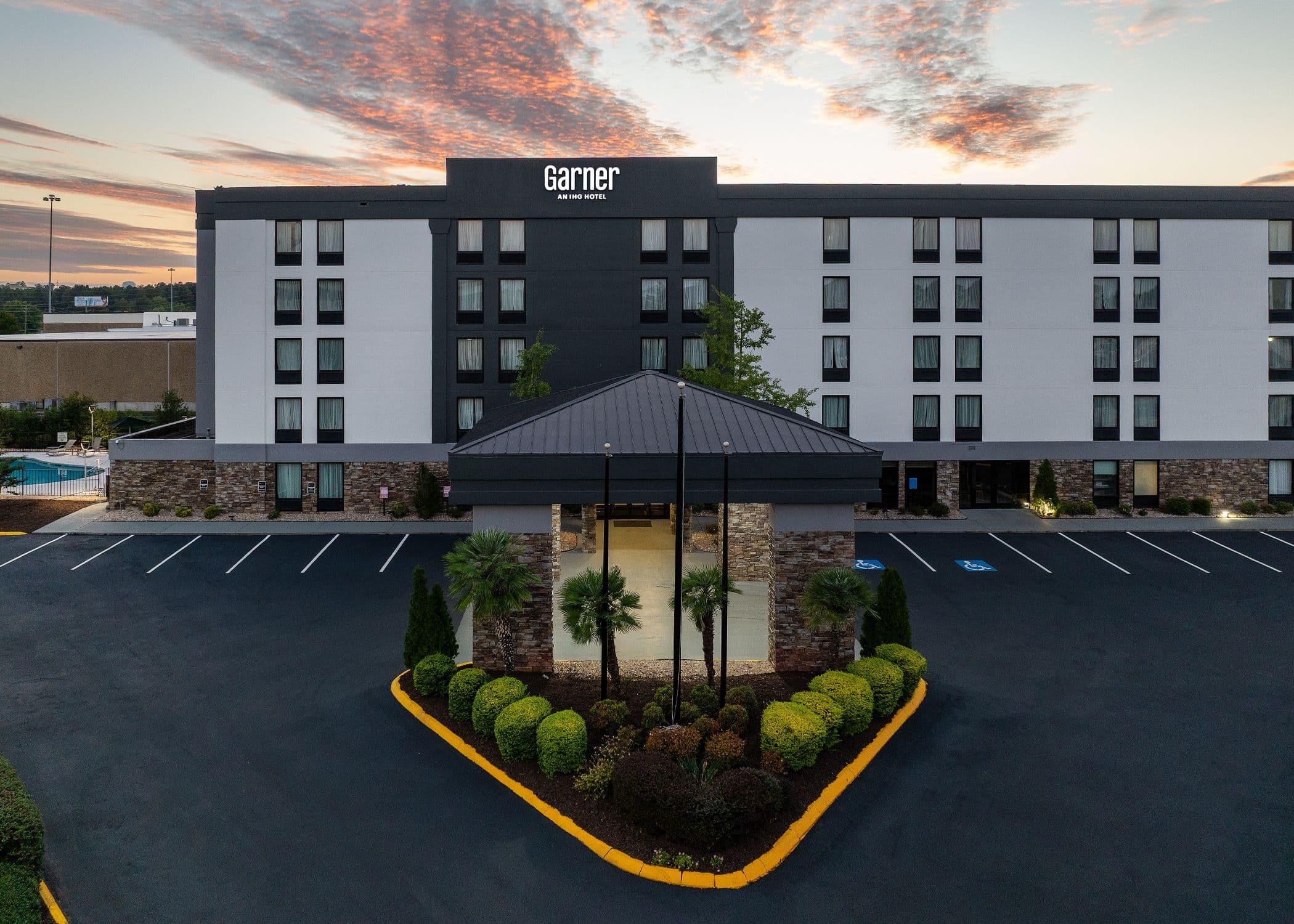 Garner Hotel Augusta West - Image 1