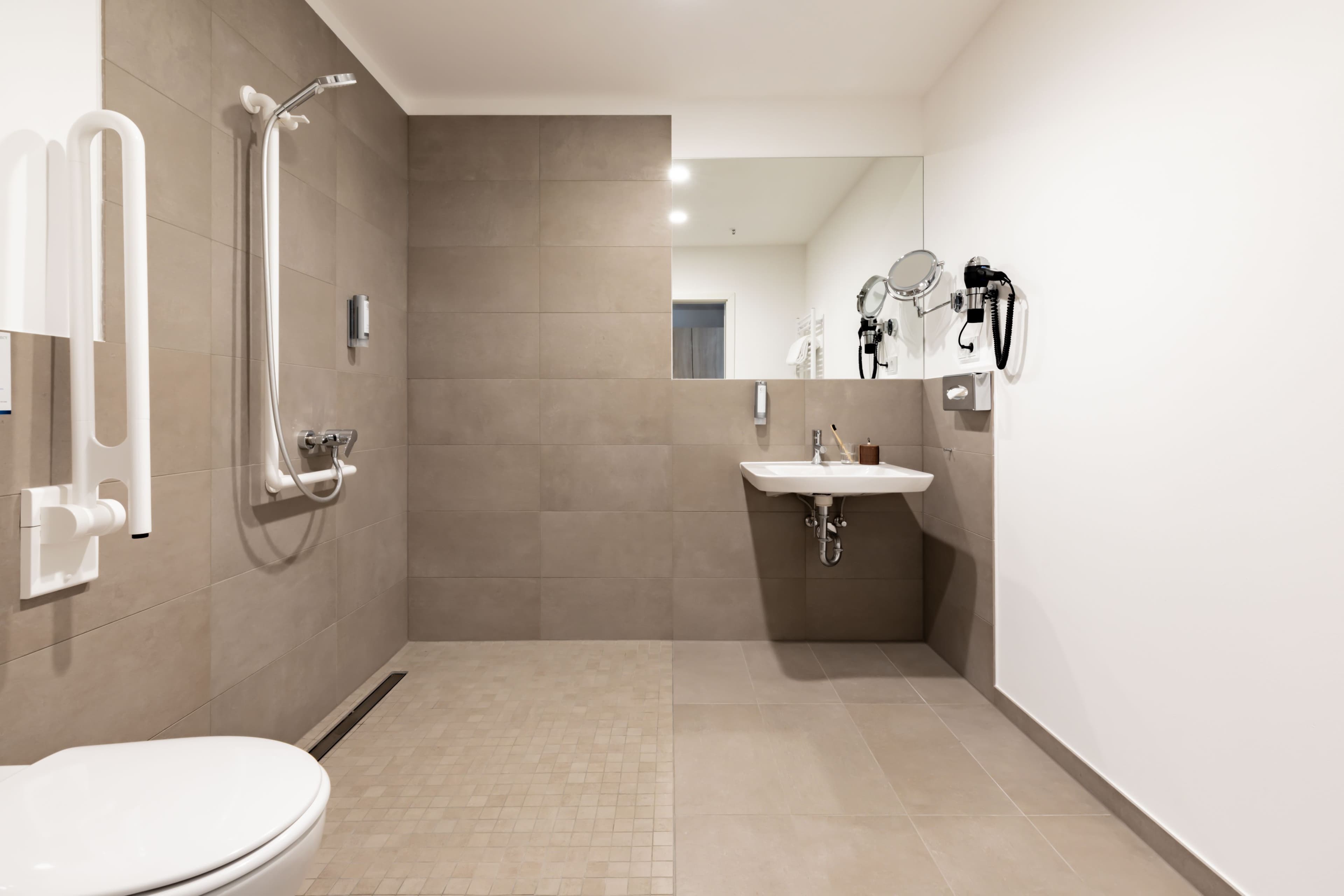 Garner Hotel Berlin - Spandau — 10