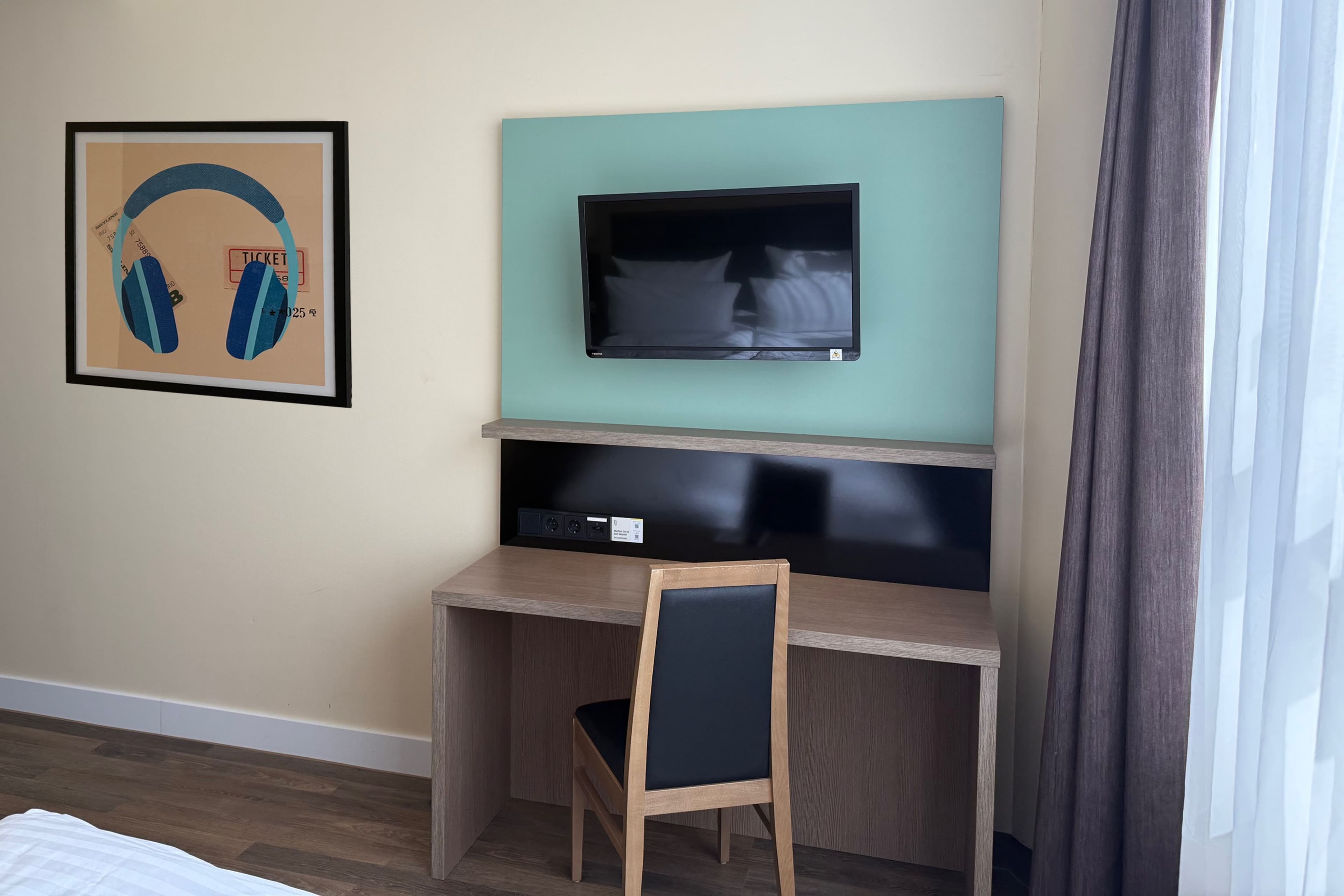 Standard Room - Image 11