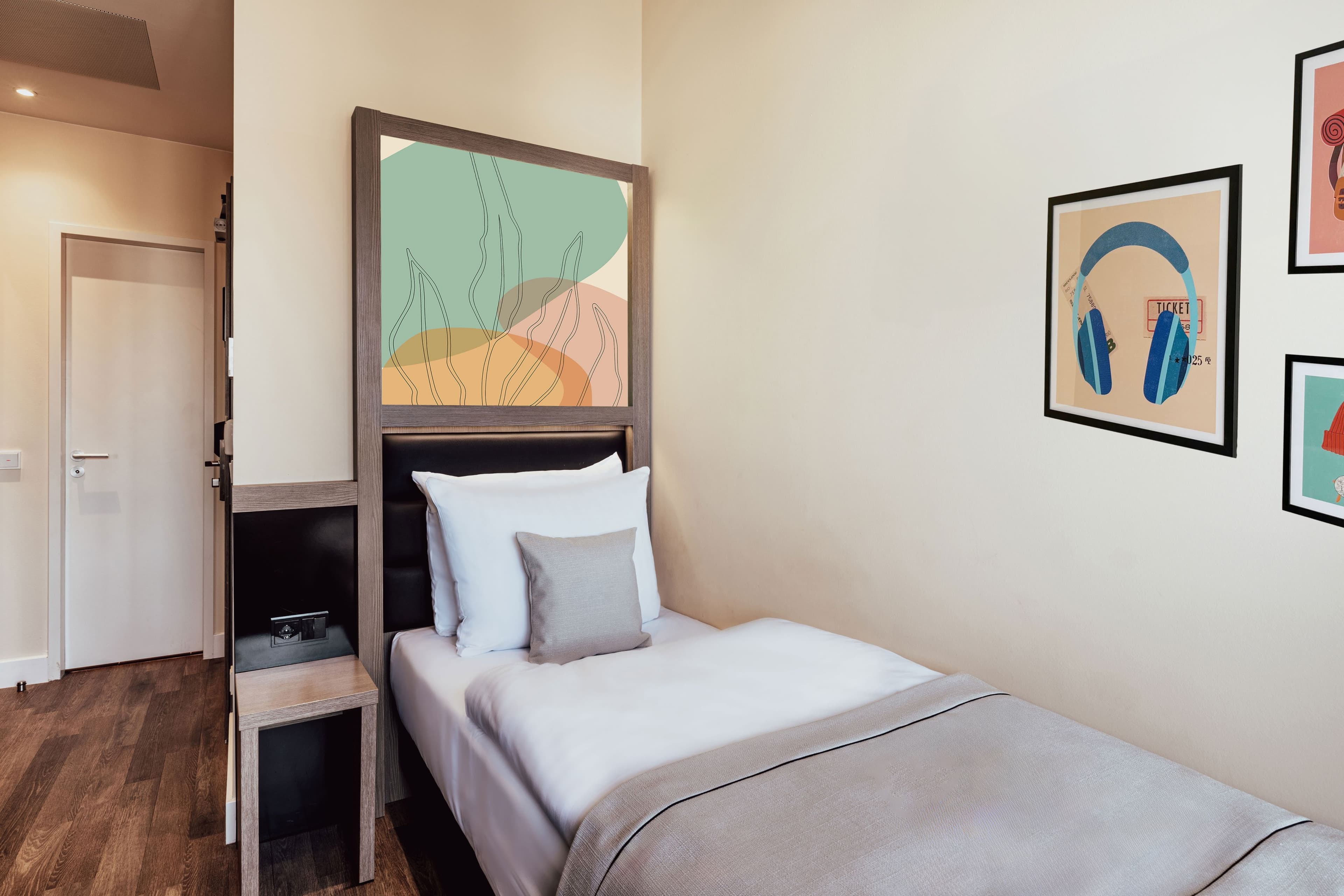 Standard Room - Image 9